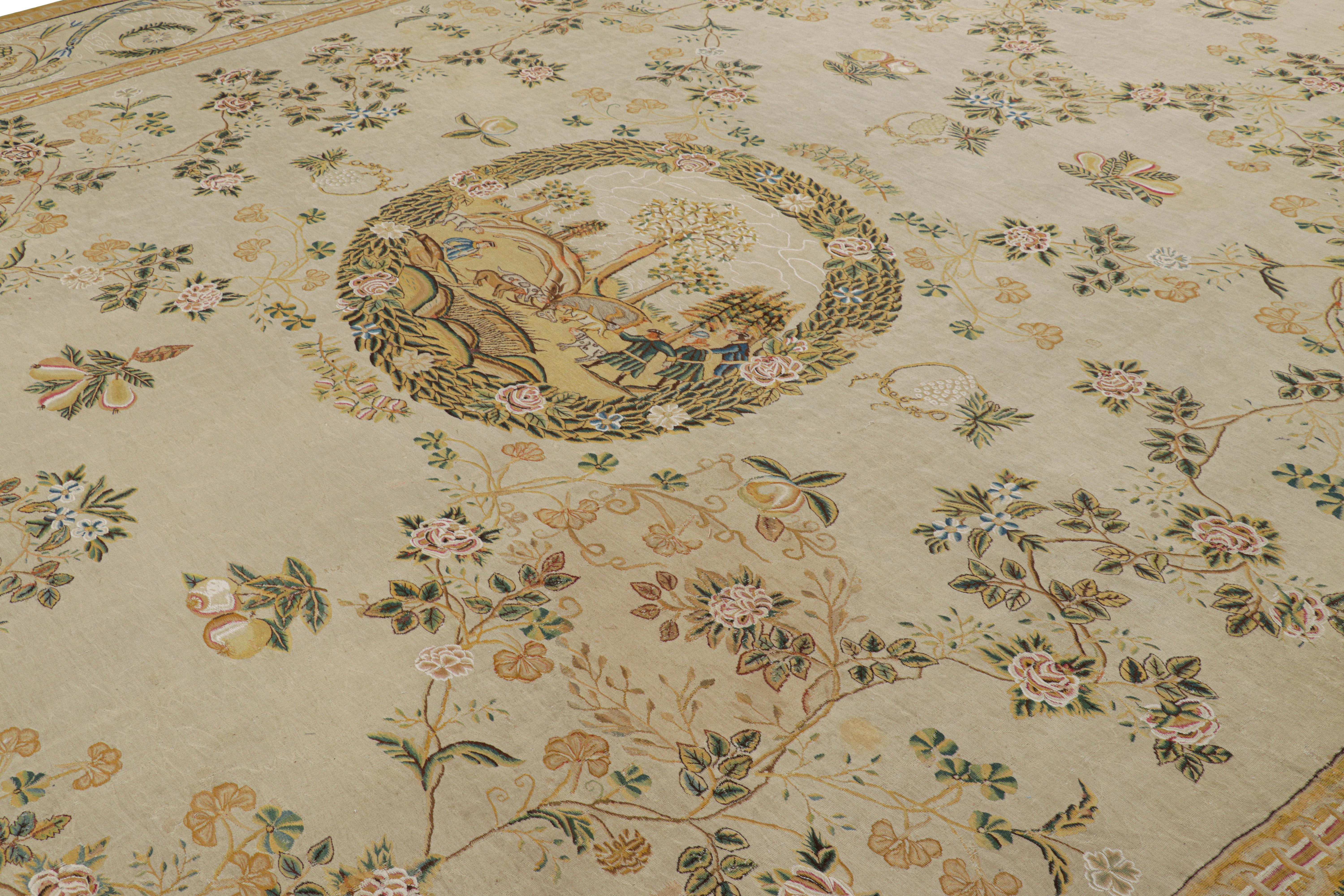 Tessuto a mano in lana, intorno al 1750-1760, questo raro kilim antico è in particolare un tessuto piatto di origine bessarabica della metà del XVIII secolo, caratterizzato da medaglioni e da uno stile all over con motivi floreali e pittorici: una