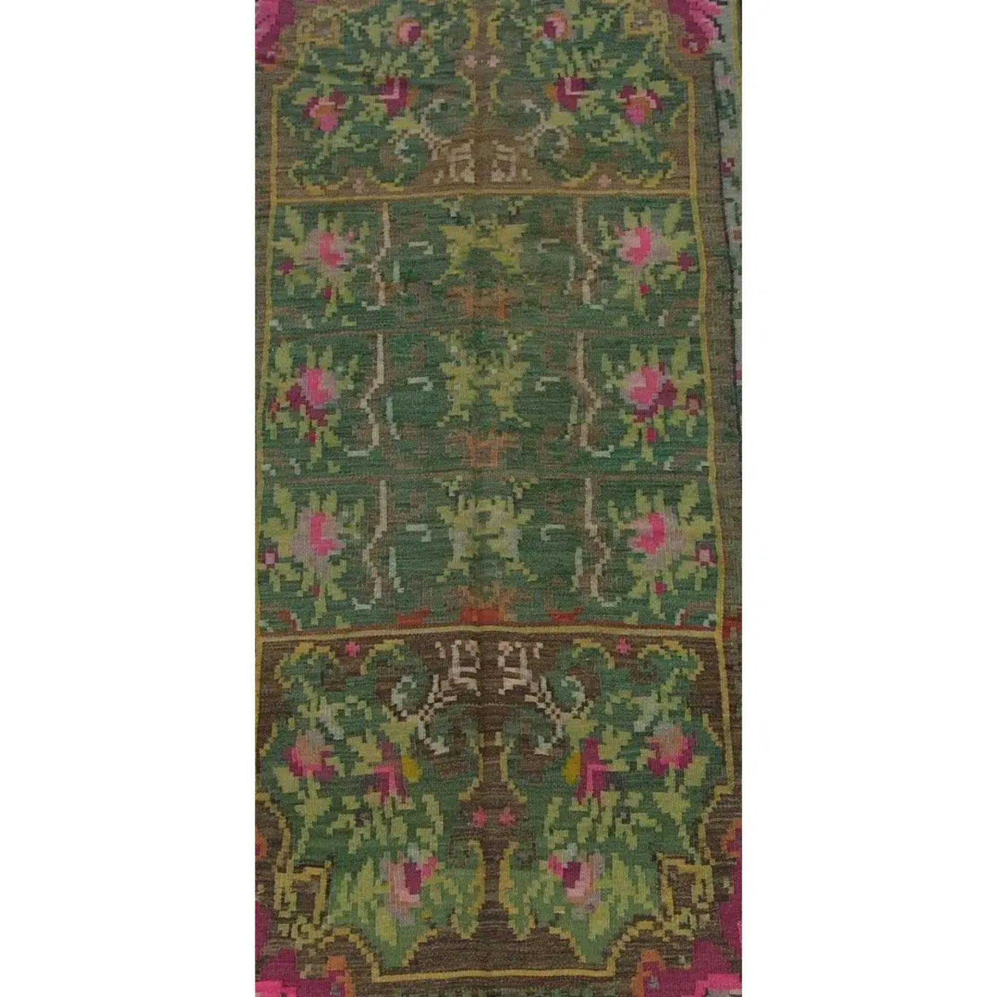 Antiker bessarabischer geblümter Teppich 9'6'' X 4'10'' (Bessarabisch) im Angebot