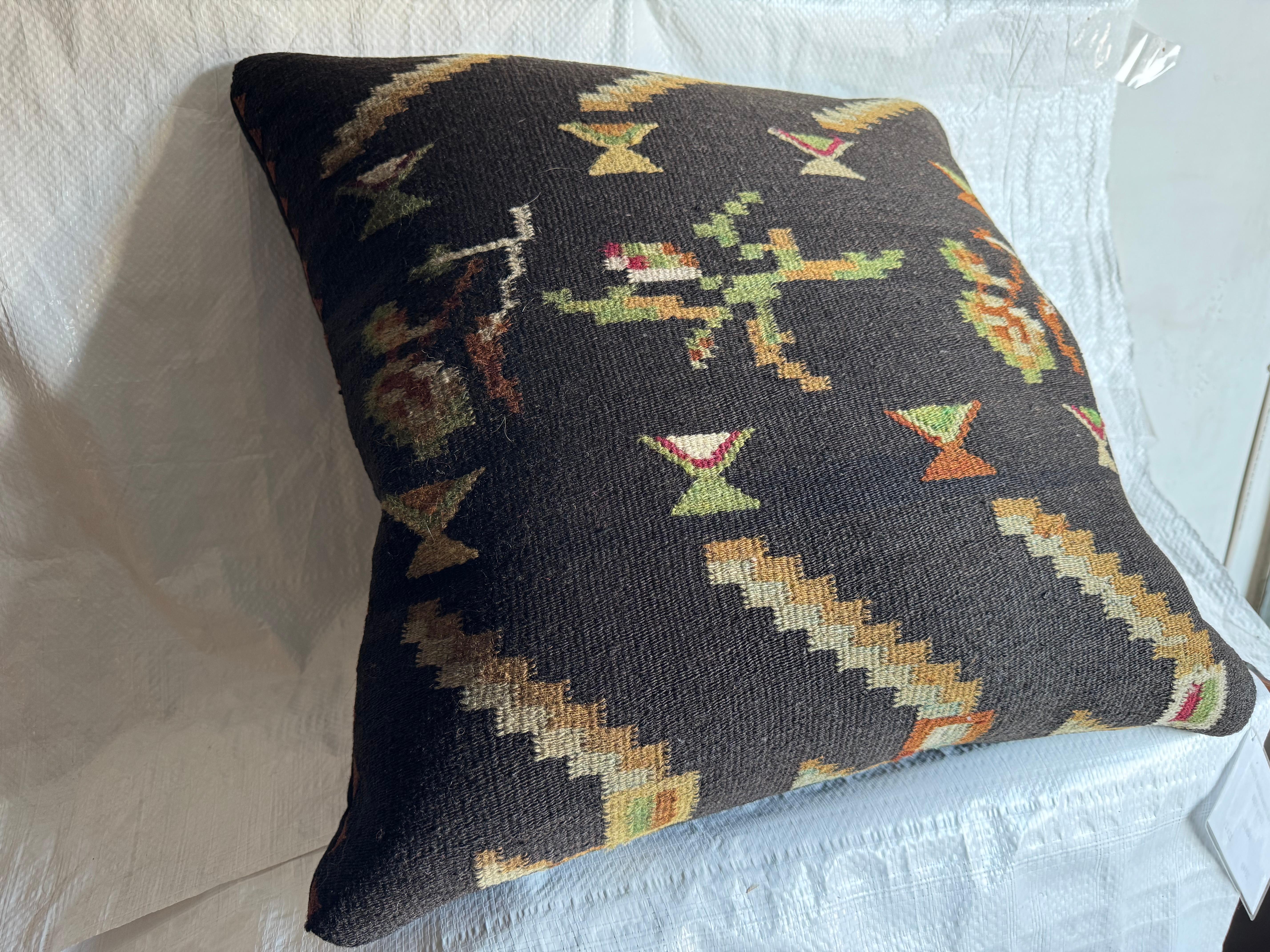 Cuscino antico di Bessarabia, CIRCA 1880 In condizioni buone in vendita a Los Angeles, US