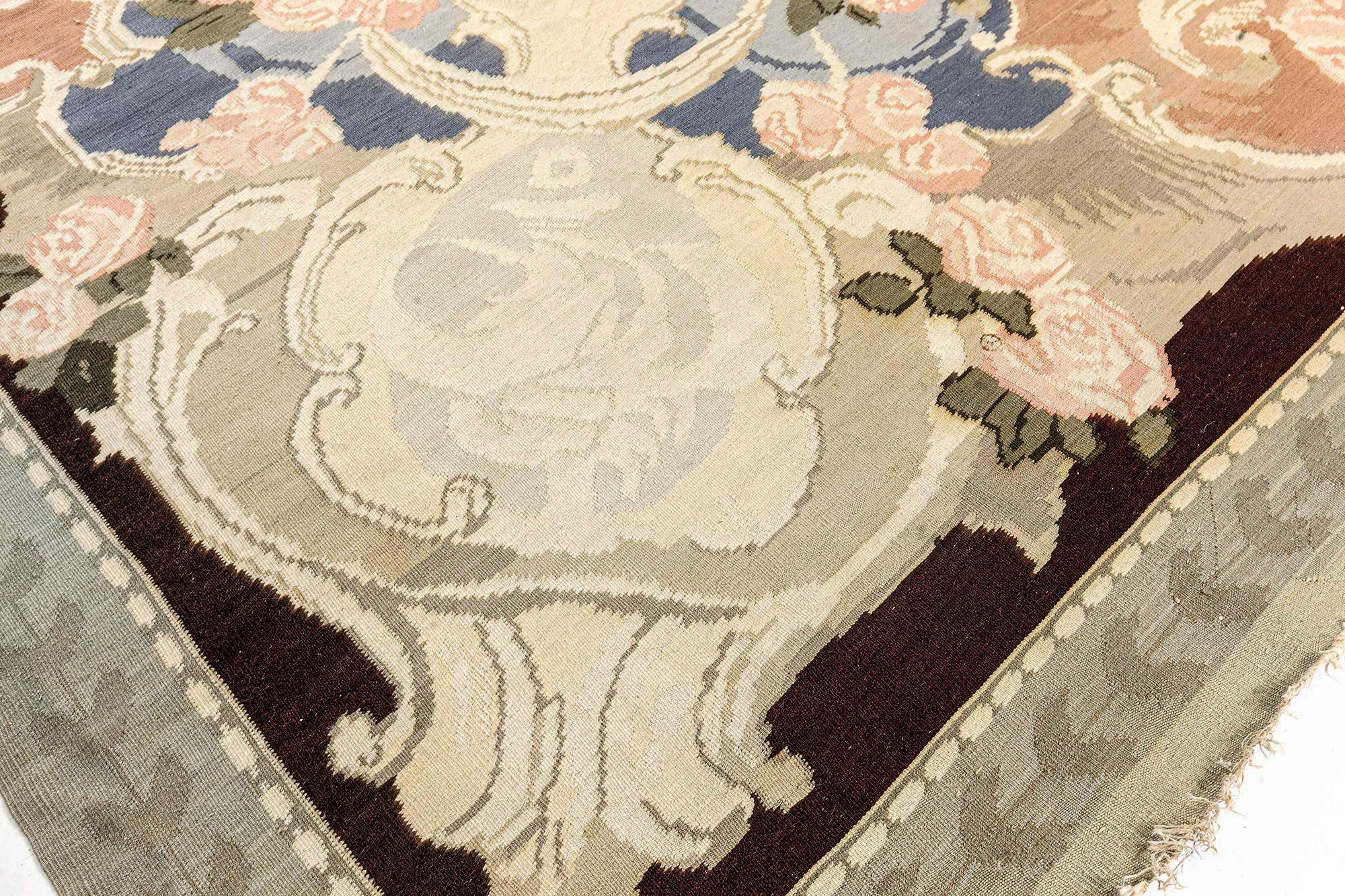 Antiker Bessarabischer Teppich im Zustand „Gut“ im Angebot in New York, NY