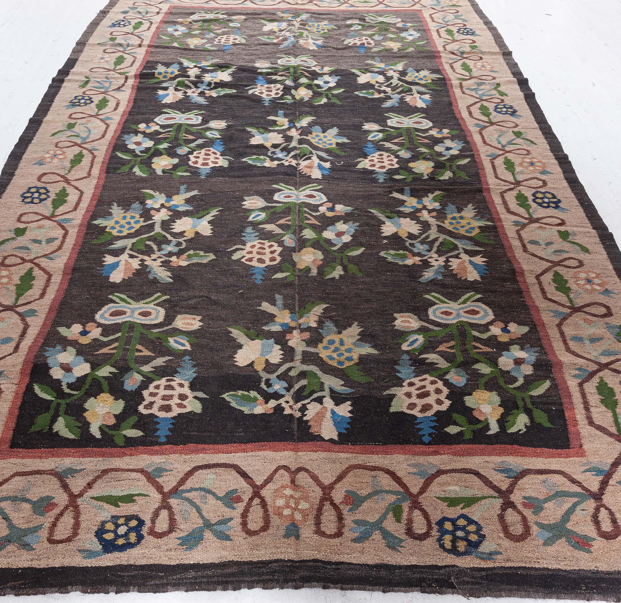 Antique Bessarabian Rug In Good Condition For Sale In New York, NY