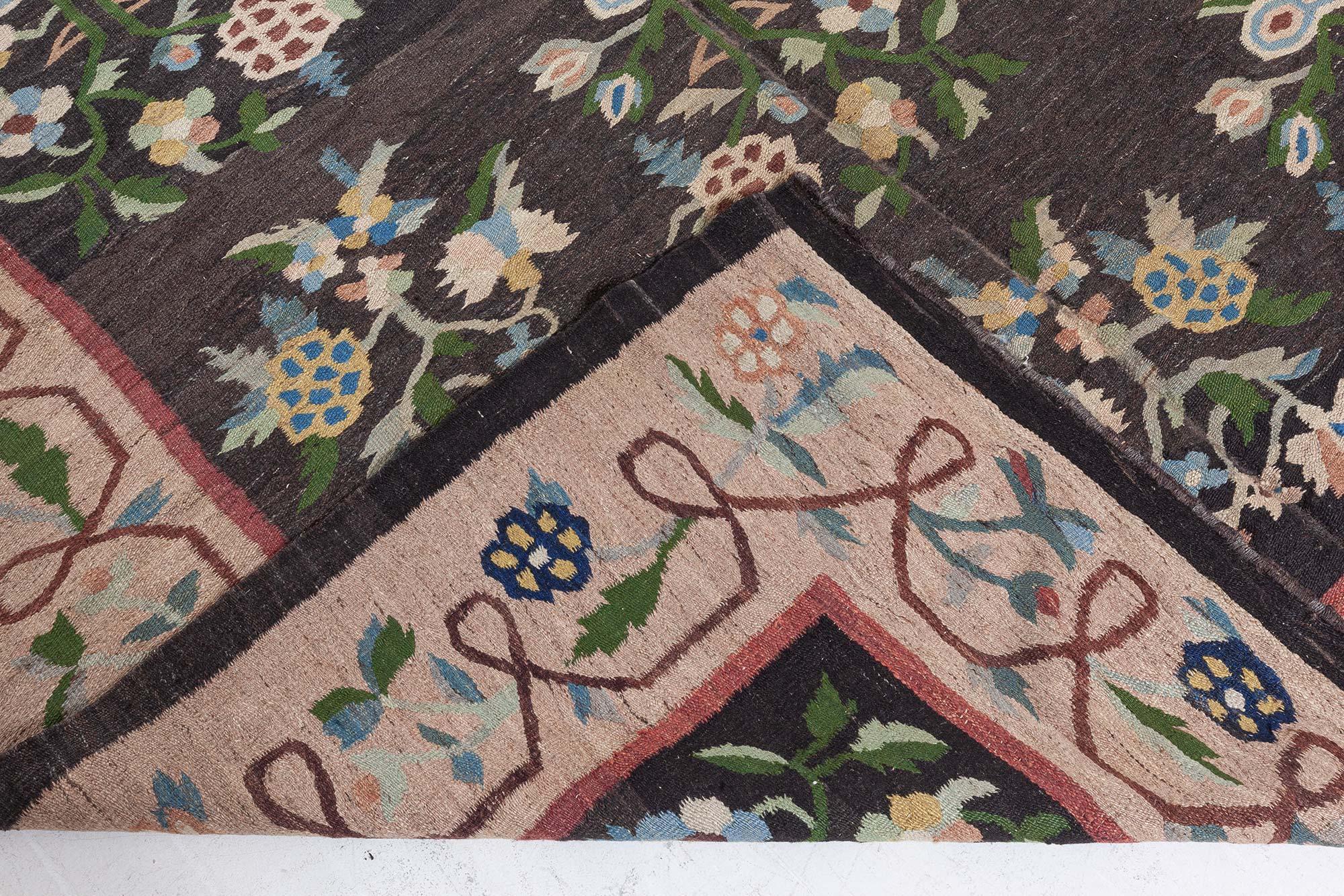 Antiker Bessarabischer Teppich (Wolle) im Angebot