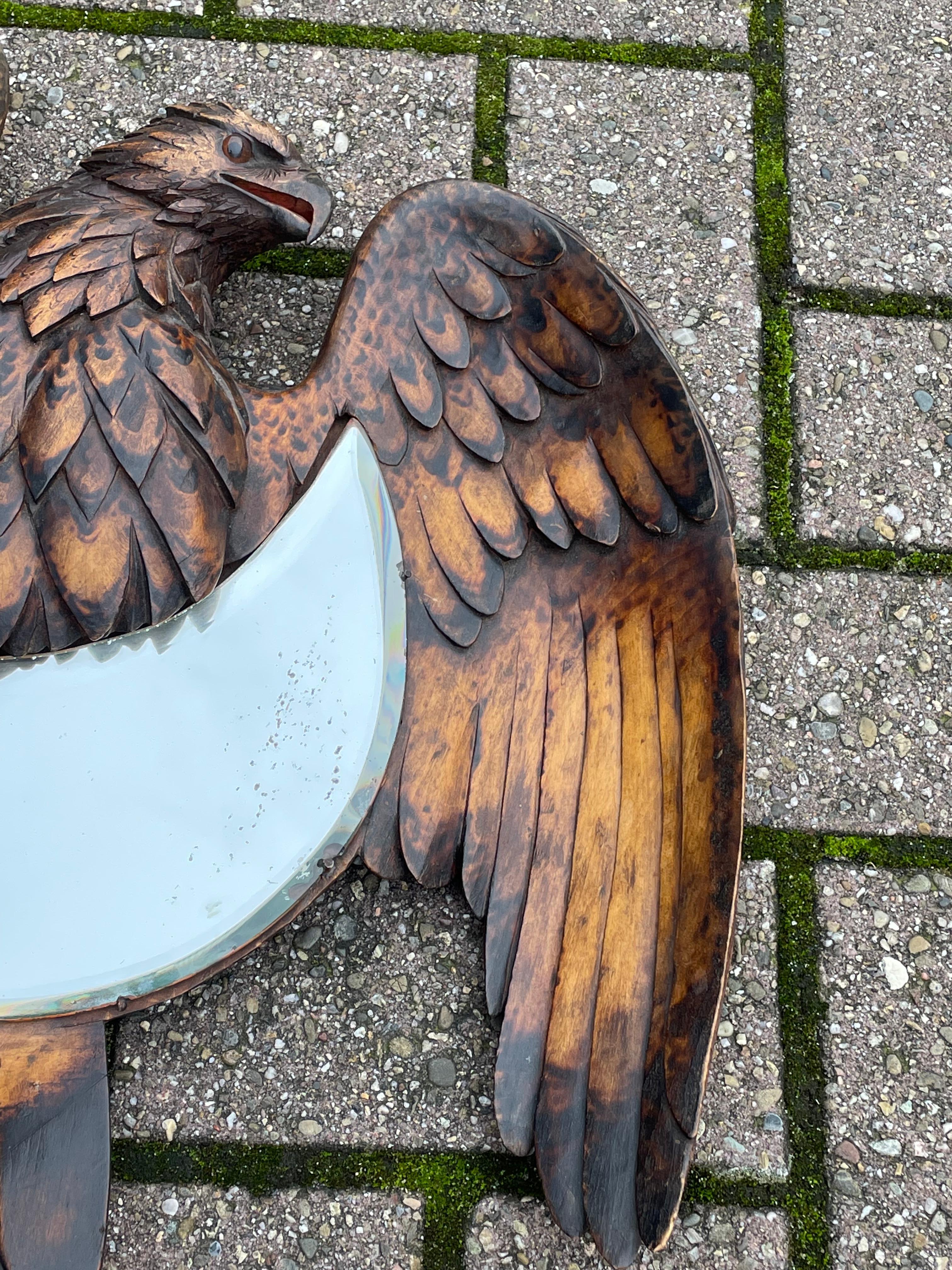 Antique & Beveled Wall Mirror in a Top Quality Hand Carved Eagle Sculpture 1800s For Sale 3