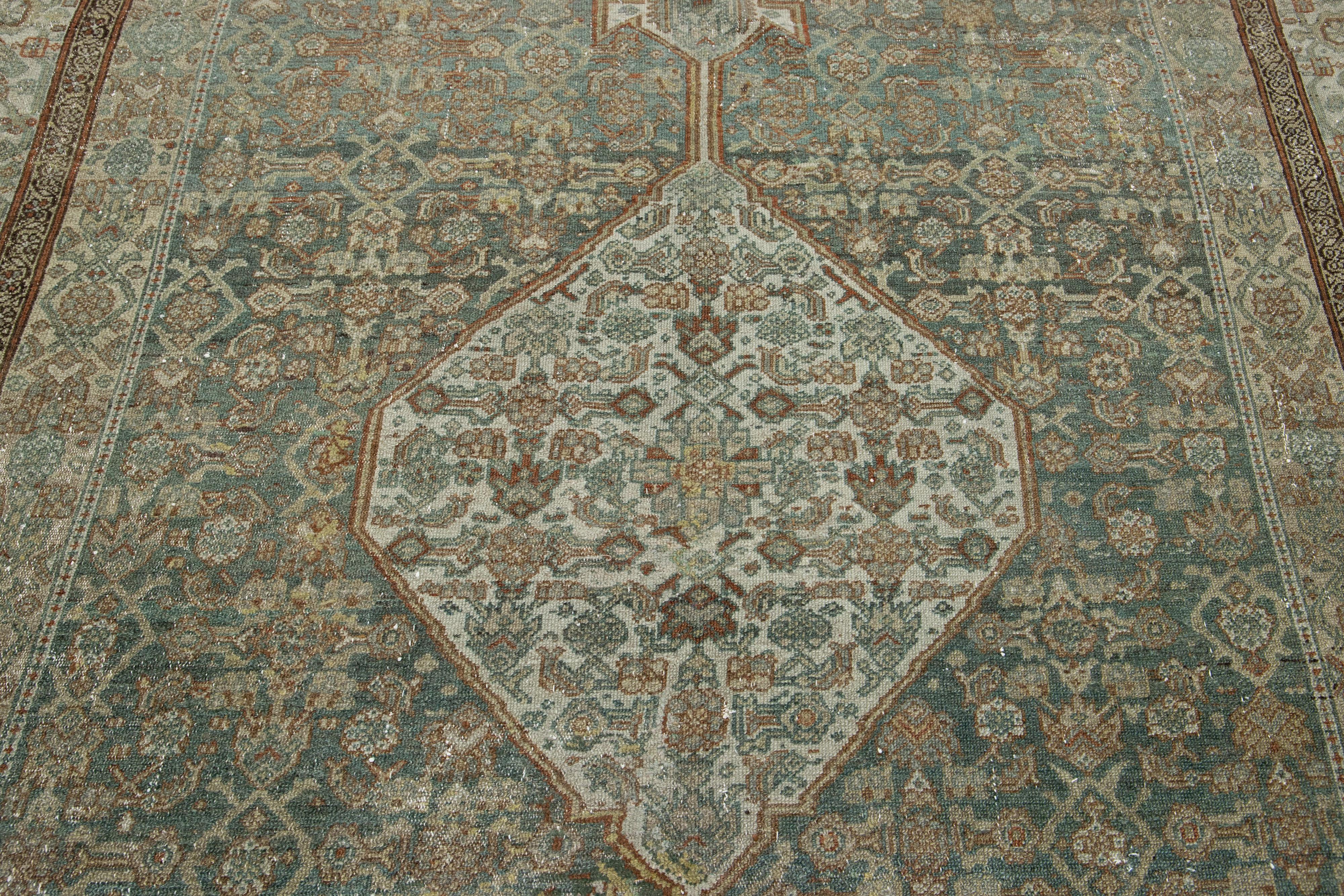 20ième siècle Tapis persan bleu Bibikabad fait à la main avec motif floral sur toute sa surface en vente