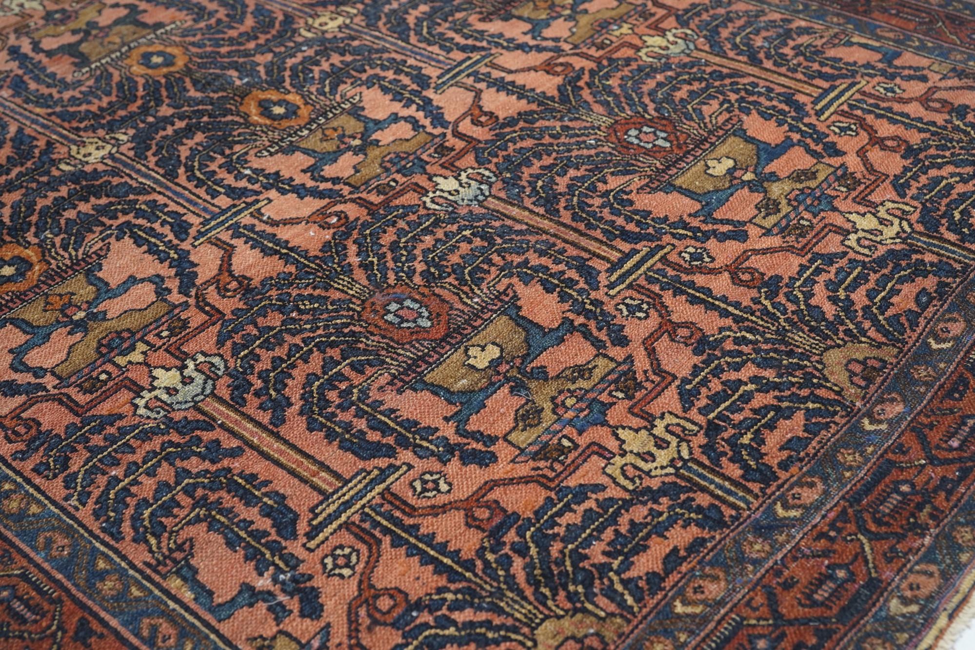 Alfombra Bibikabad Antigua 4'3'' x 6'5'' siglo XX en venta