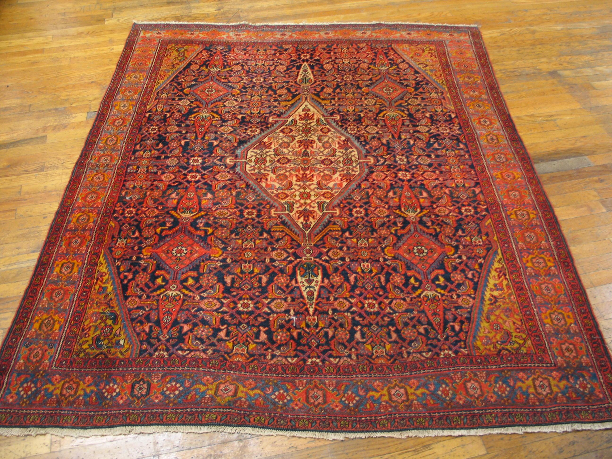 Antique Bibikabad rug, size: 5'6