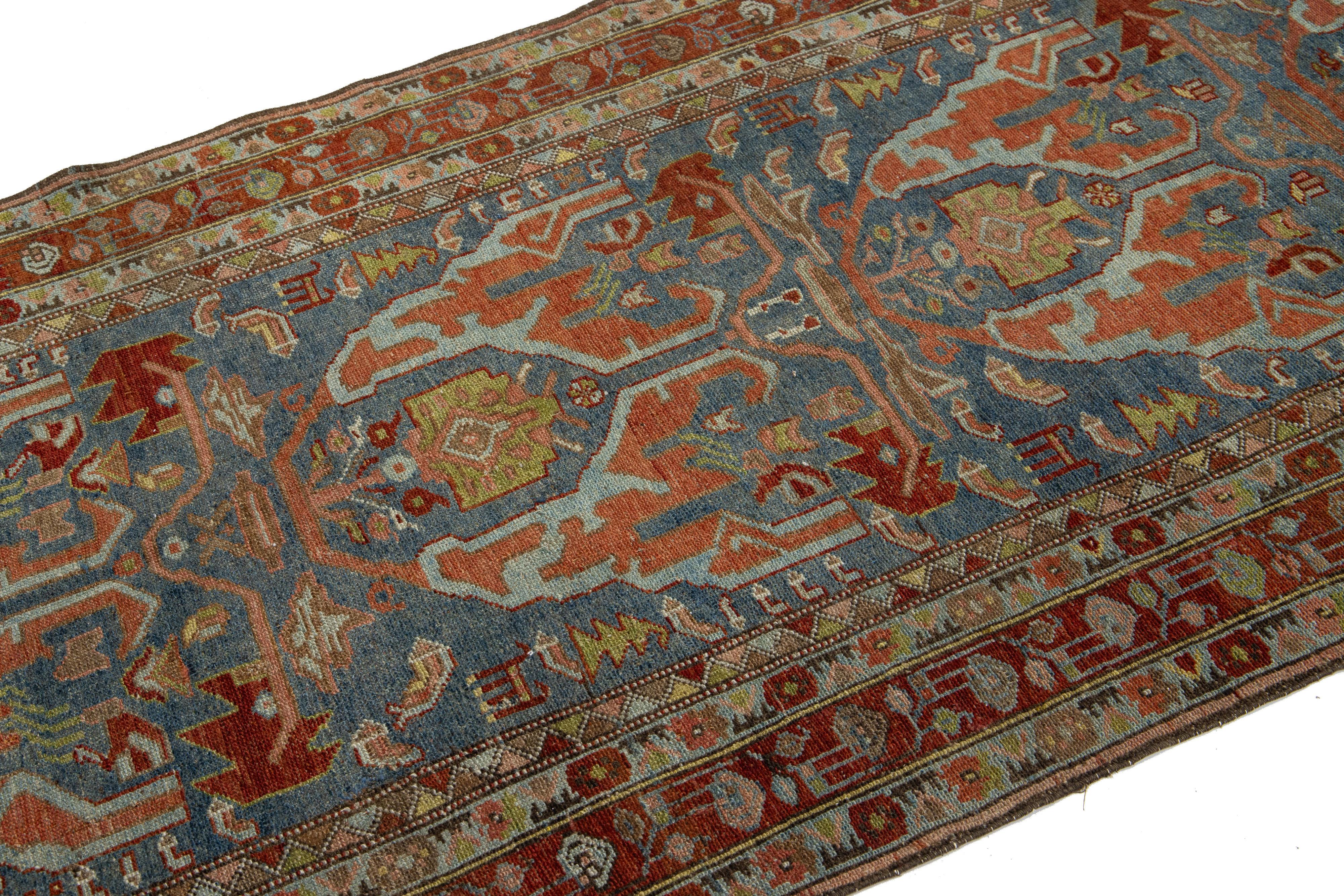 Antike Bidjar Handgefertigt Lang  Woll-Läufer in Blau mit Allover-Design (Handgeknüpft) im Angebot
