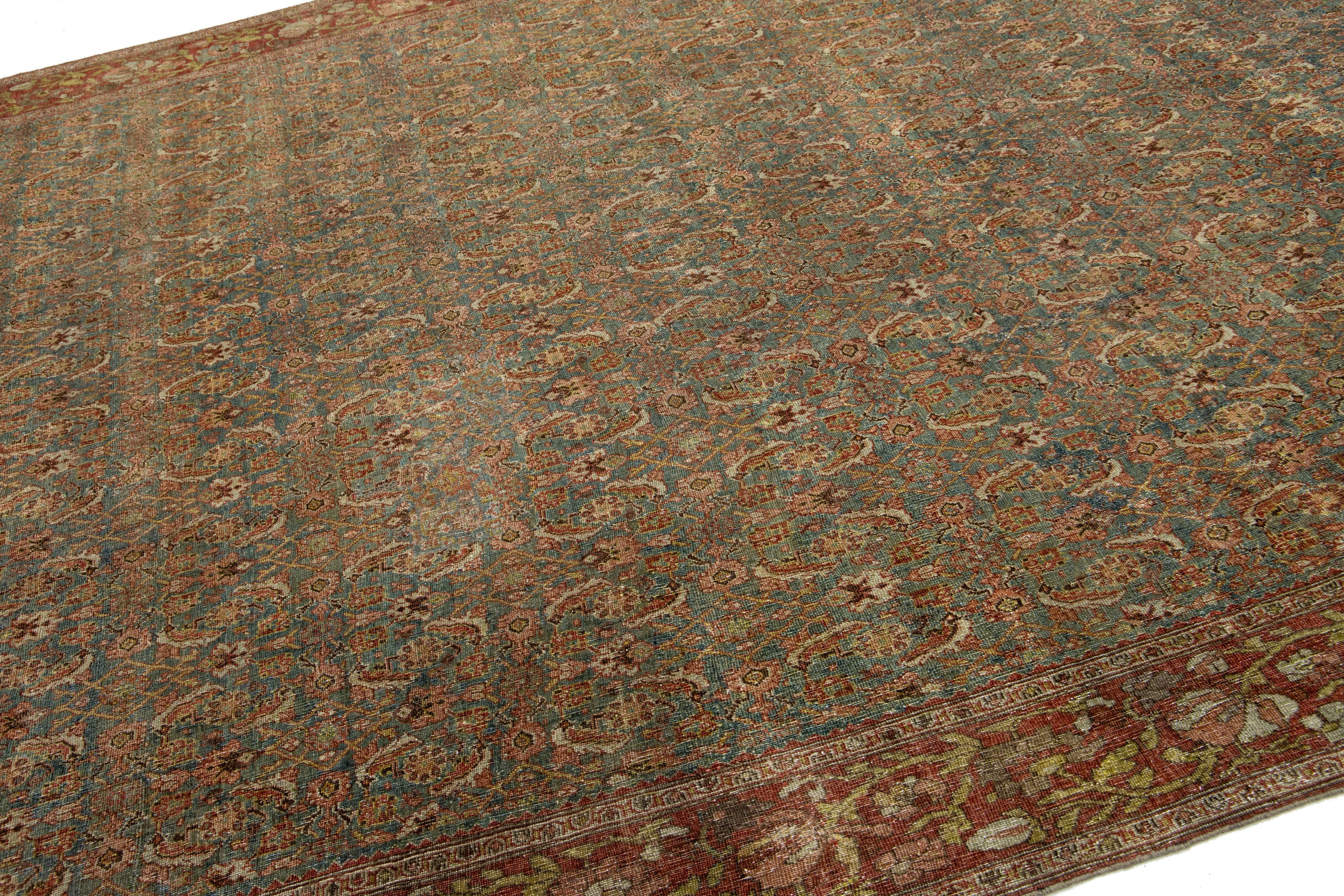 Islamique Tapis persan antique Bidjar en laine bleue fait à la main avec motif sur toute la surface en vente