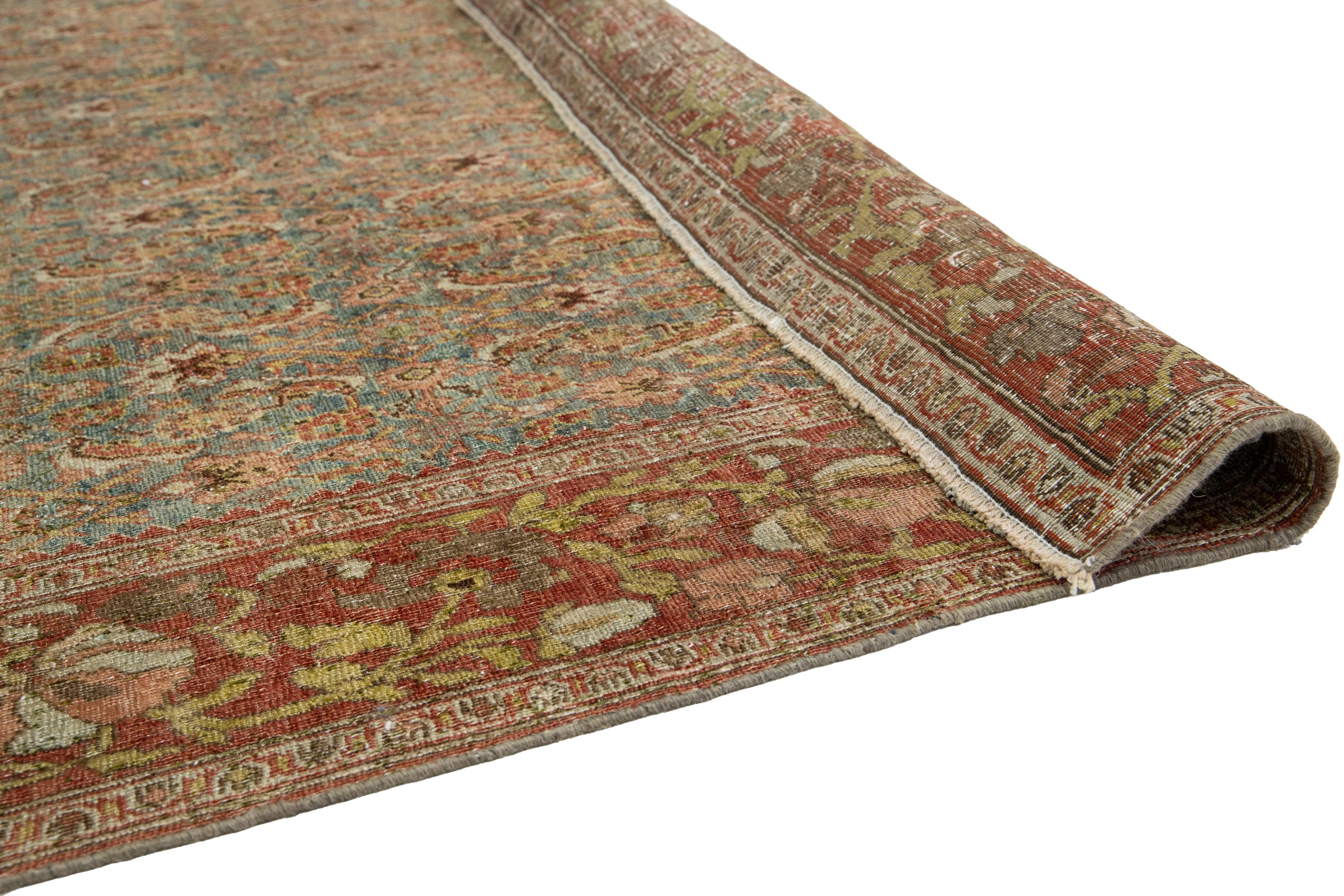 Noué à la main Tapis persan antique Bidjar en laine bleue fait à la main avec motif sur toute la surface en vente