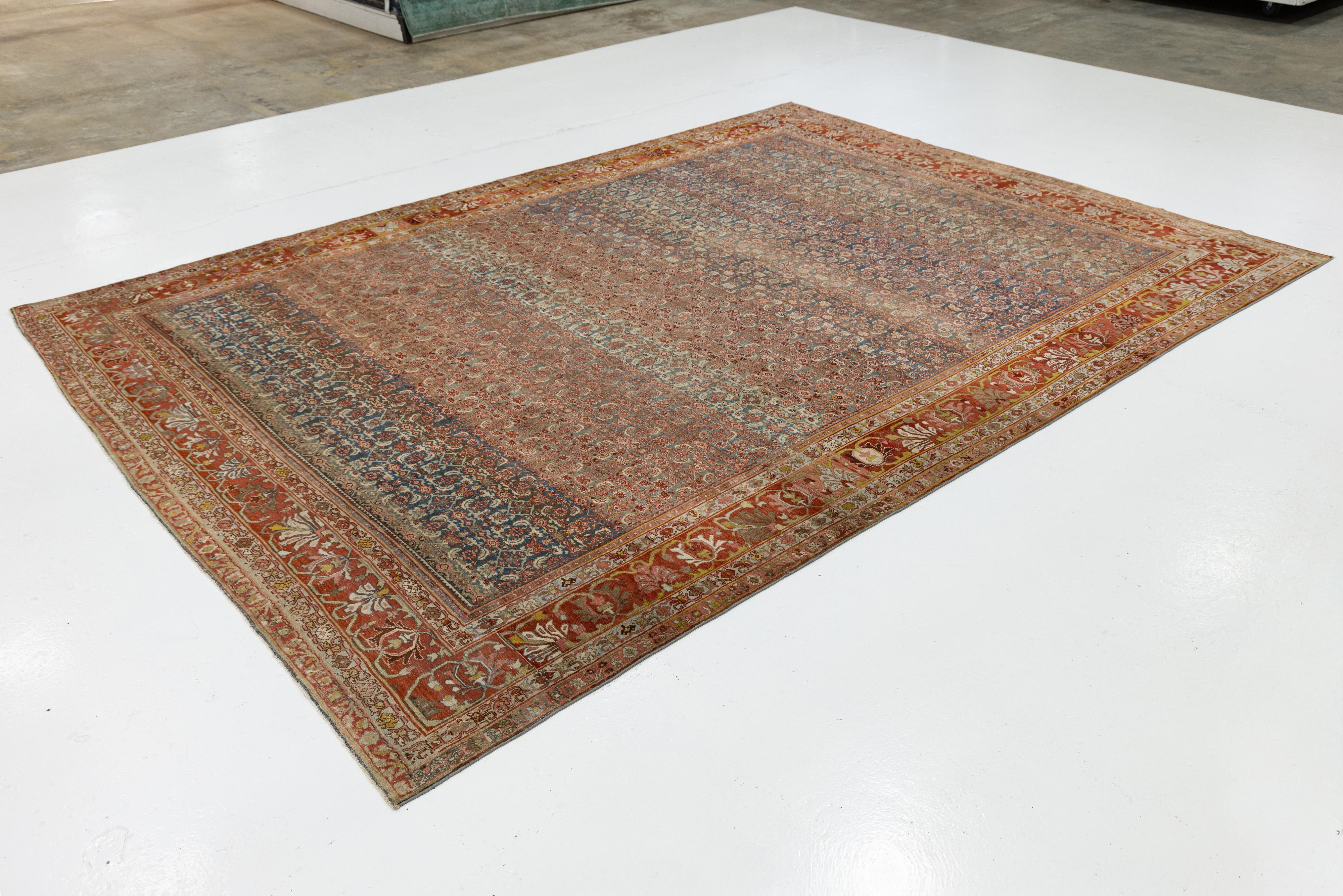 Antiker Bidjar Persischer Wollteppich Handgefertigt in Blau mit Geometrischen Motiven (Islamisch) im Angebot