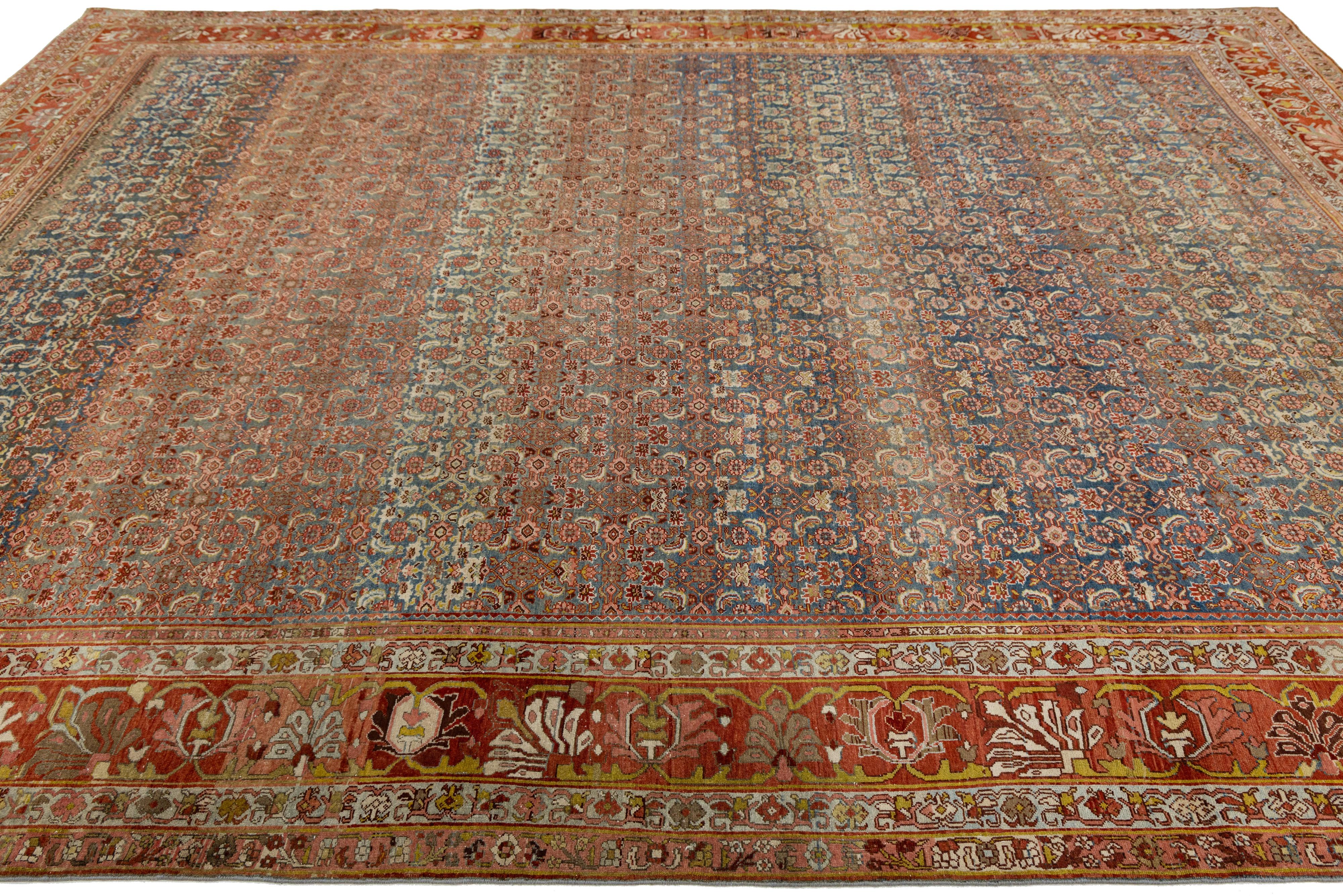 Antiker Bidjar Persischer Wollteppich Handgefertigt in Blau mit Geometrischen Motiven im Zustand „Gut“ im Angebot in Norwalk, CT