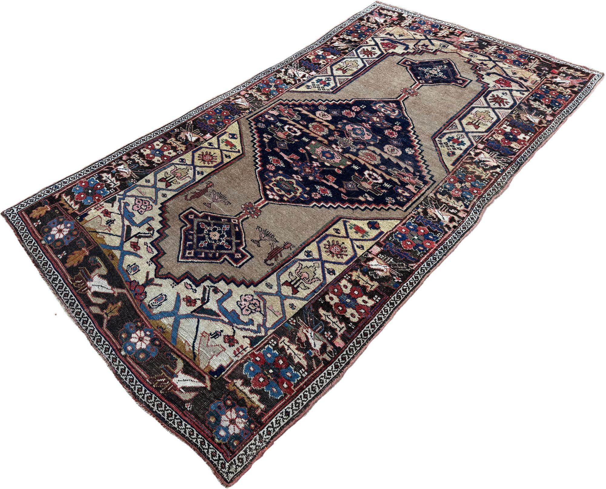 Antiker Bidjar-Teppich 2,22 m x 1,24 m im Zustand „Gut“ im Angebot in St. Albans, GB
