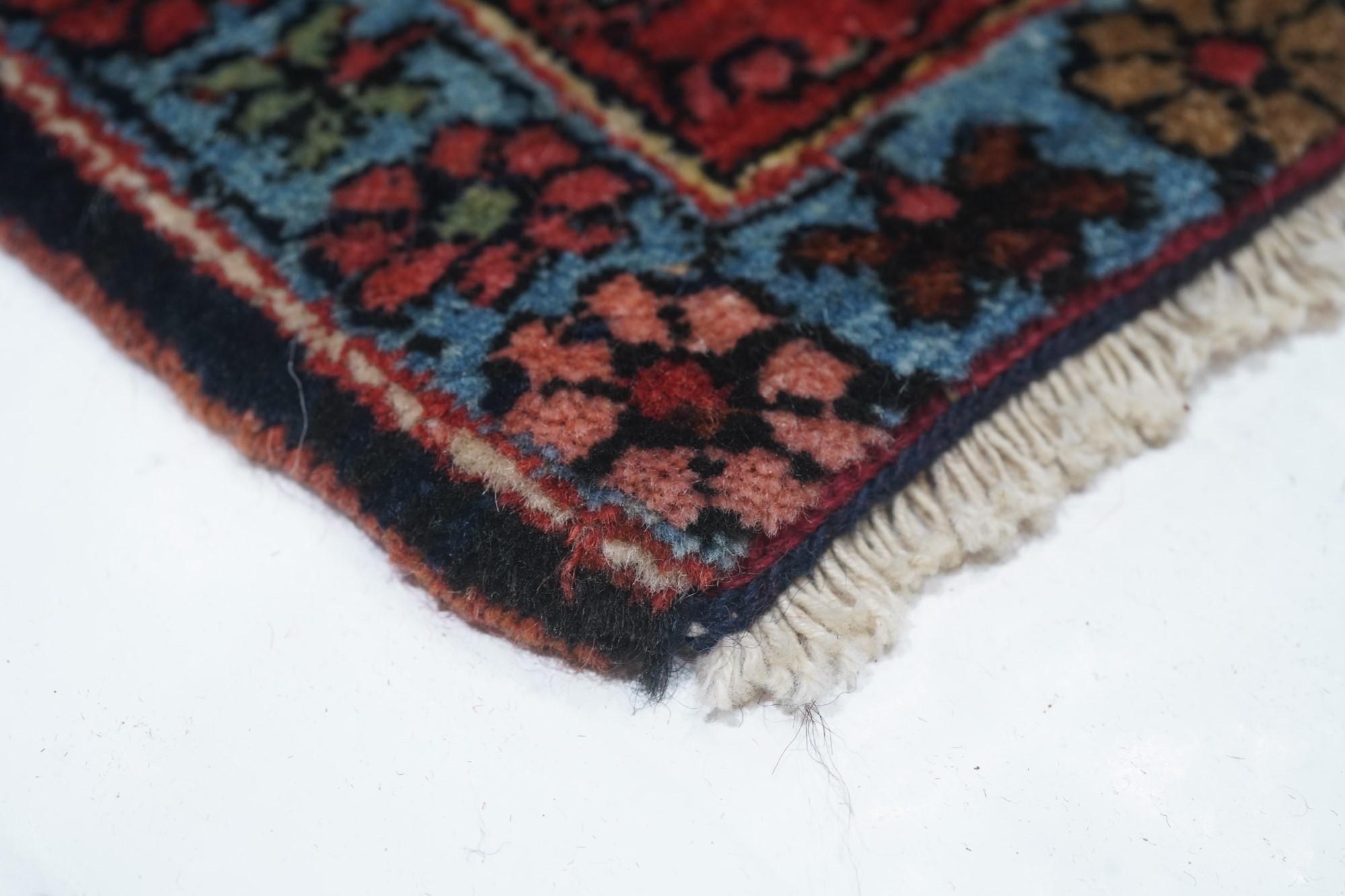 Antique Bidjar Rug In Good Condition For Sale In New York, NY