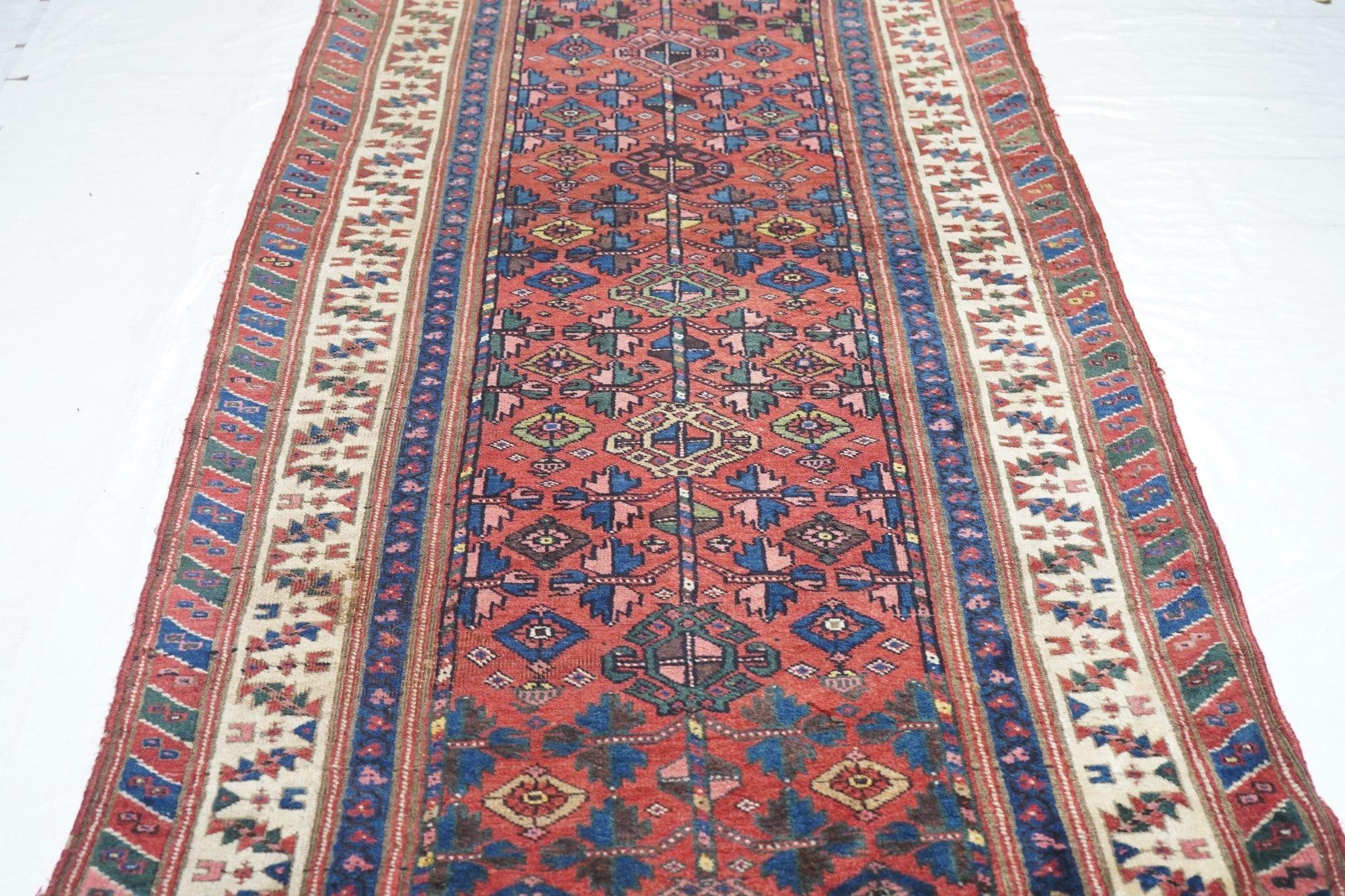 Antique Bidjar Rug 3'11'' x 8'2'' In Good Condition For Sale In New York, NY