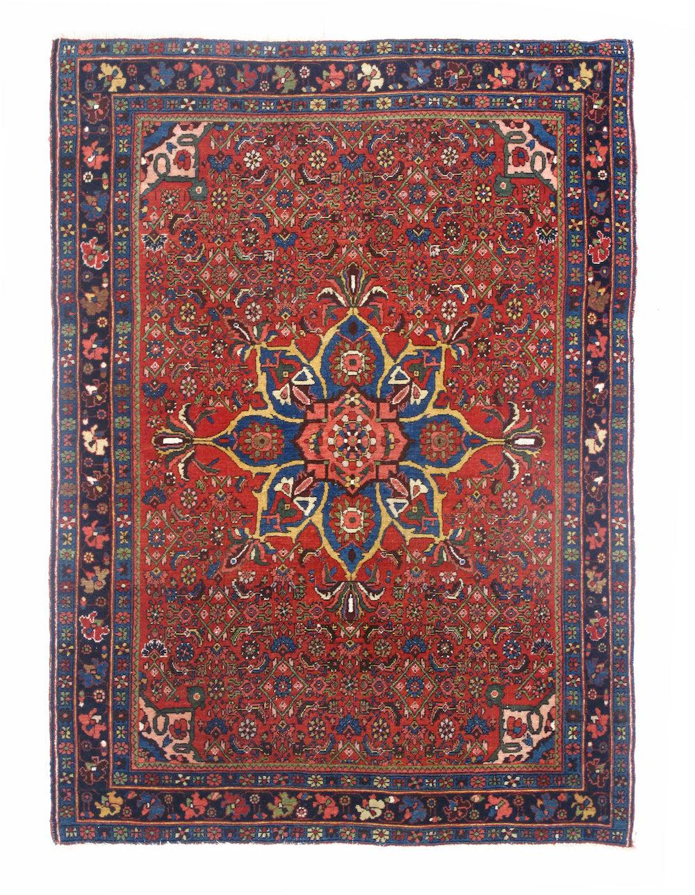 Antiker Bidjar-Teppich 3'7'' x 5'2'' (Persisch) im Angebot