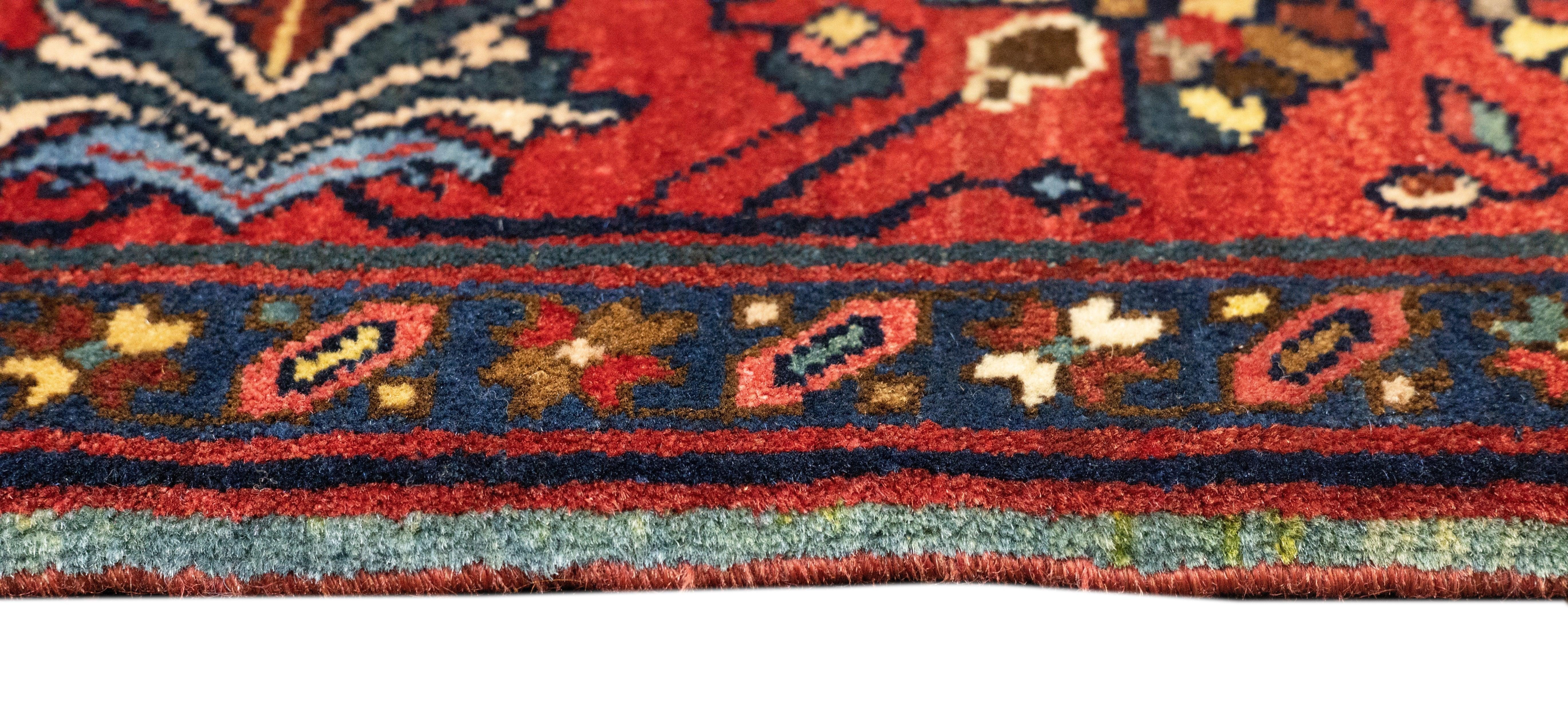 Antiker Bidjar-Teppich 4'7'' x 6'8'' (20. Jahrhundert) im Angebot