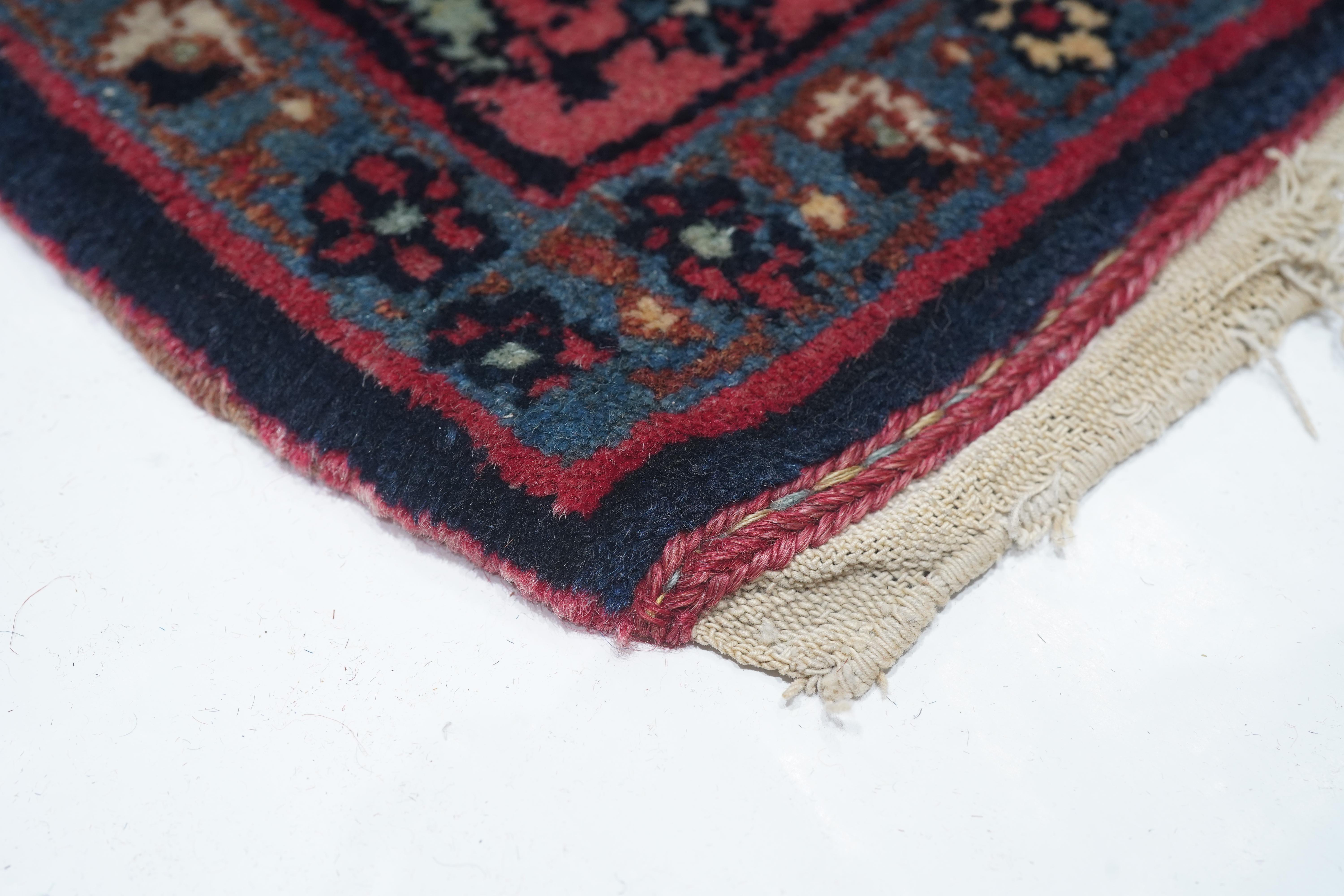 Antiker Bidjar-Teppich 4'9'' x 7'1'' (Persisch) im Angebot