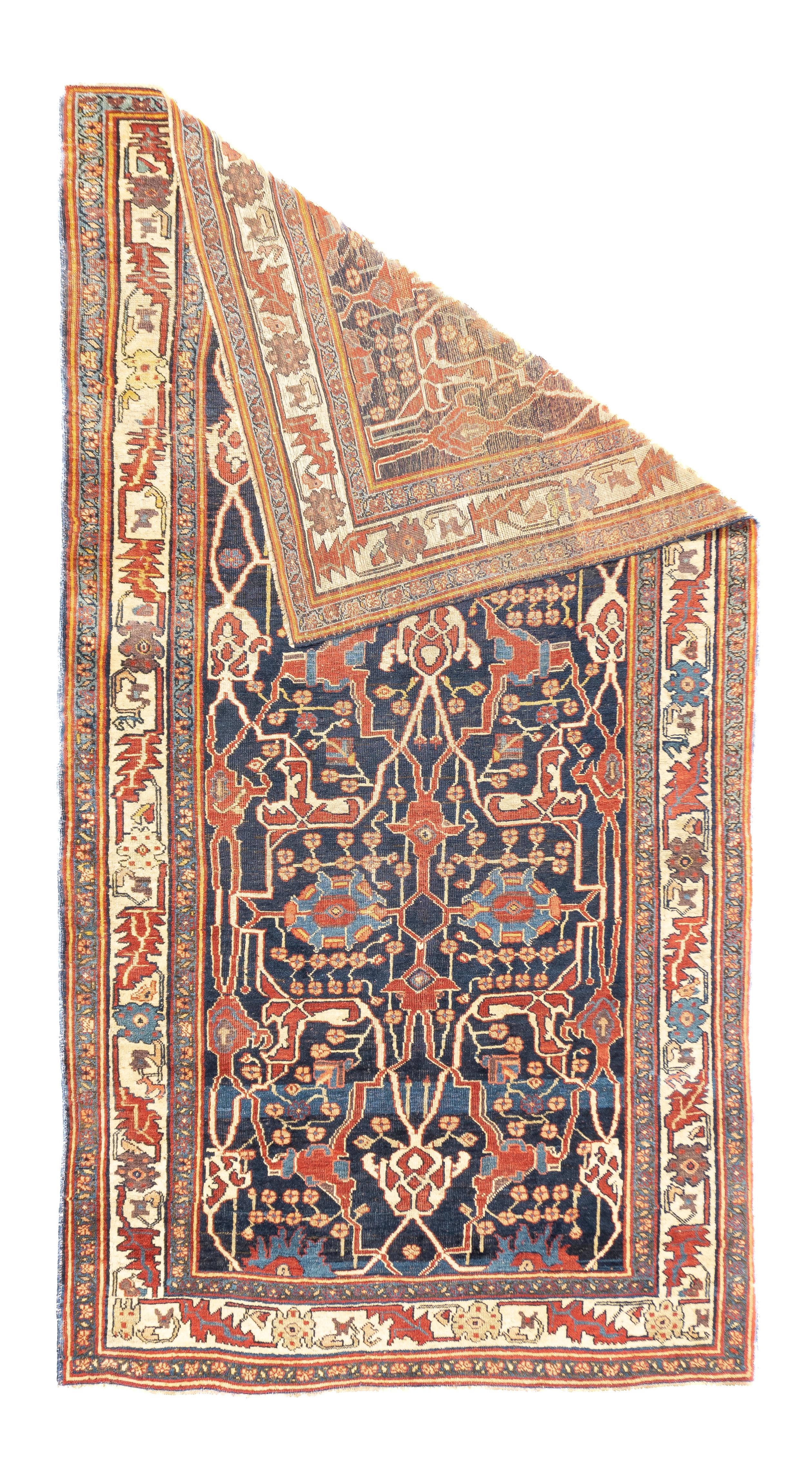 Antiker Bidjar-Teppich 5'7'' x 10'11''.  Kurdische Teppiche der namensgebenden Stadt und ihrer Umgebung, oft in Zimmer- oder größeren Formaten. Vor 1920 ausschließlich Wolle, danach Baumwollkettfäden. Medaillon und Allover-Muster. Schwer und
