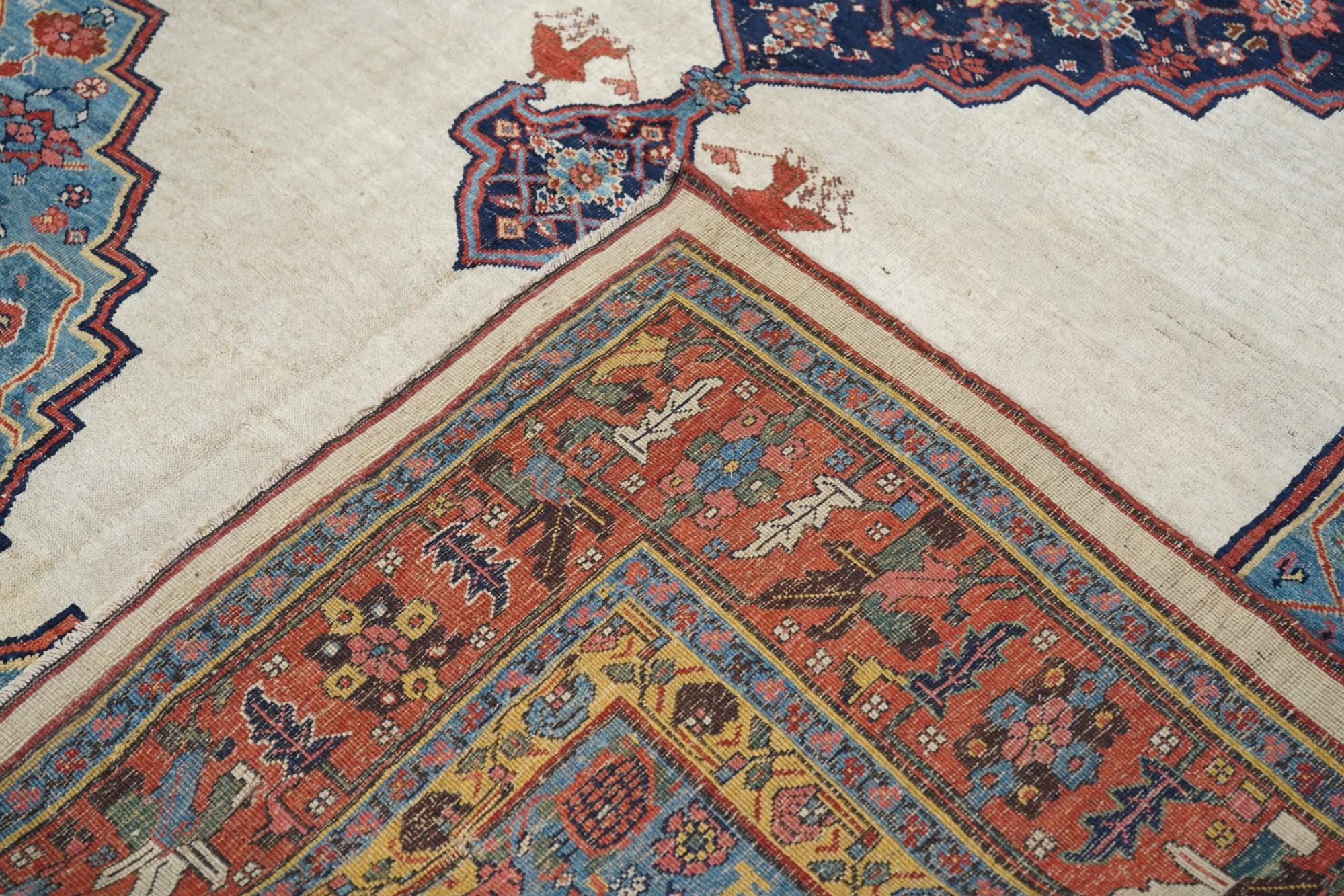 Tapis Bidjar ancien 7'8'' x 12'0'' en vente 4