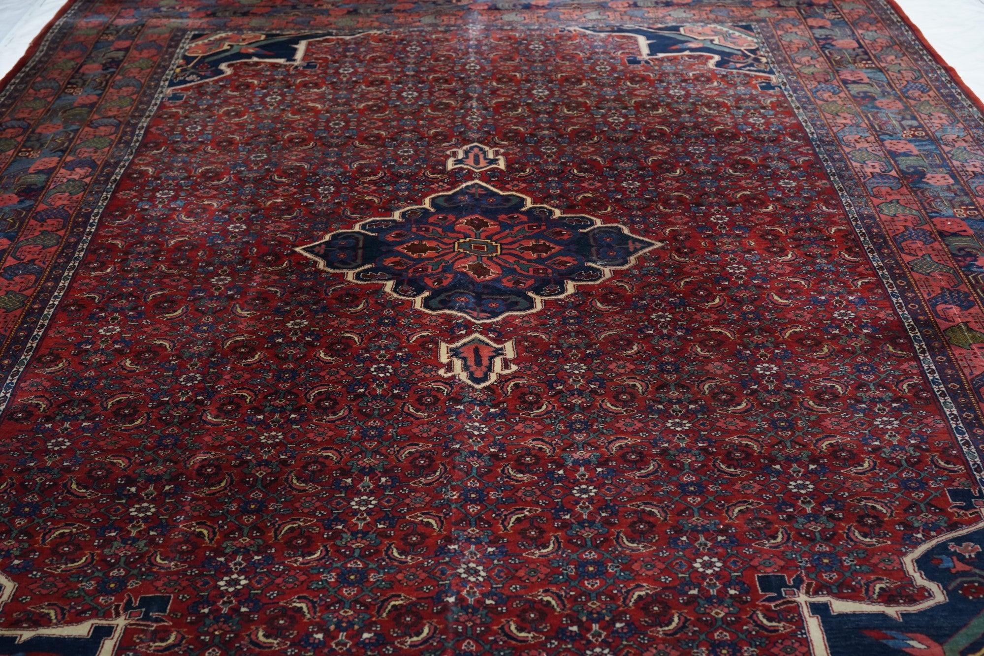 Antiker Bidjar-Teppich 8'10'' x 12'5'' im Angebot 1