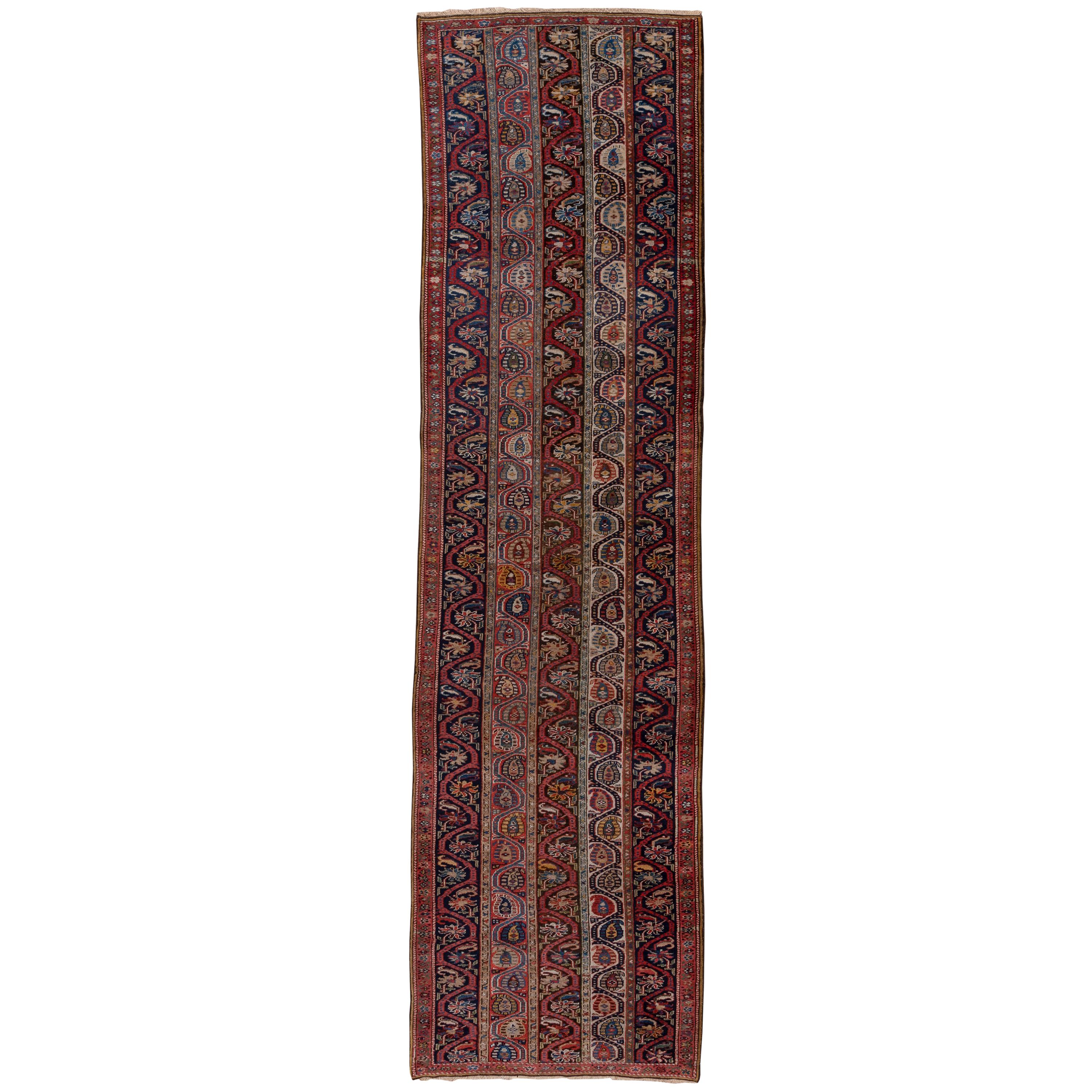 Tapis de couloir Bidjar ancien