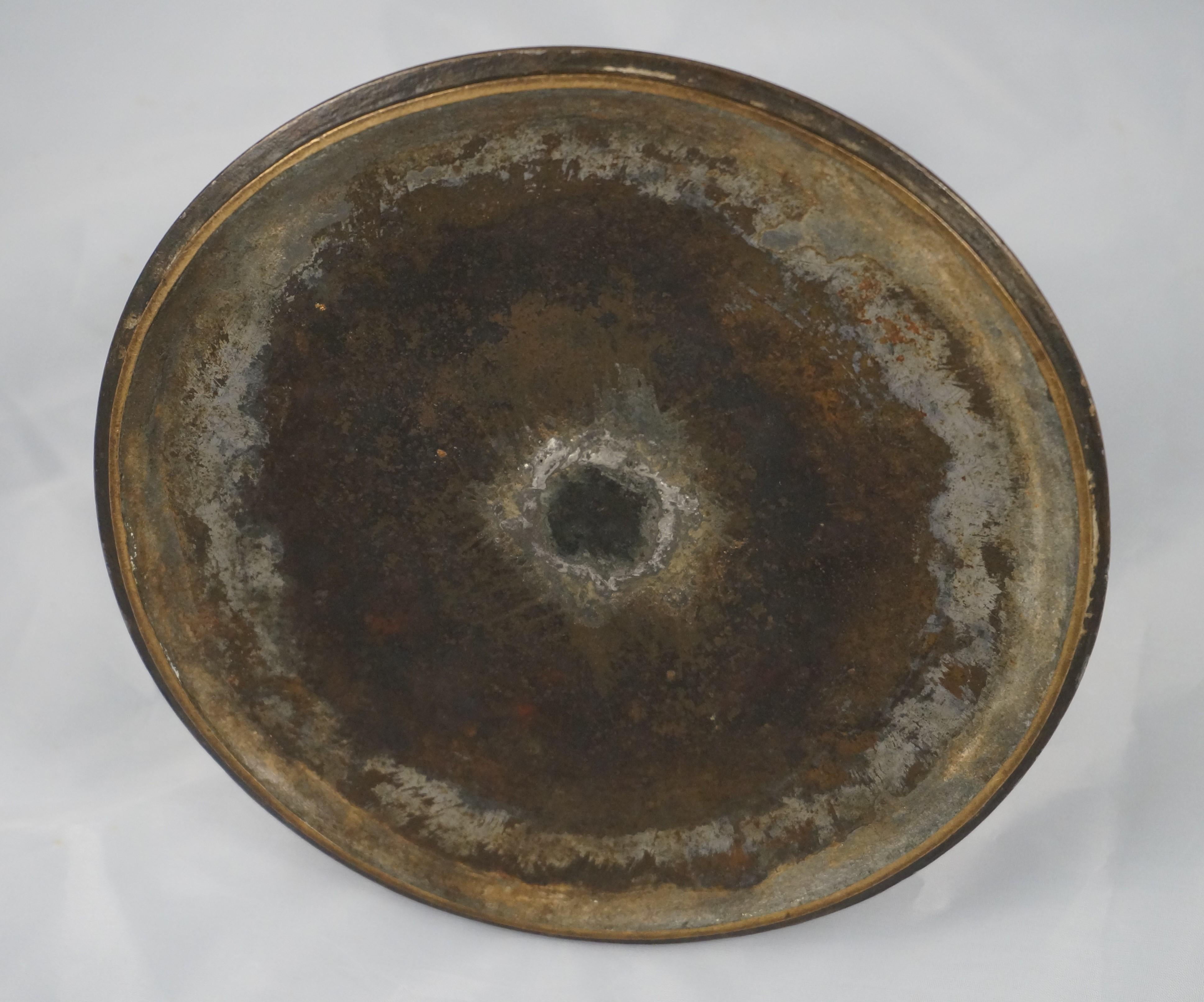 Ancienne base de Hookah Bidriware en bronze argenté, Inde 19e siècle en vente 5
