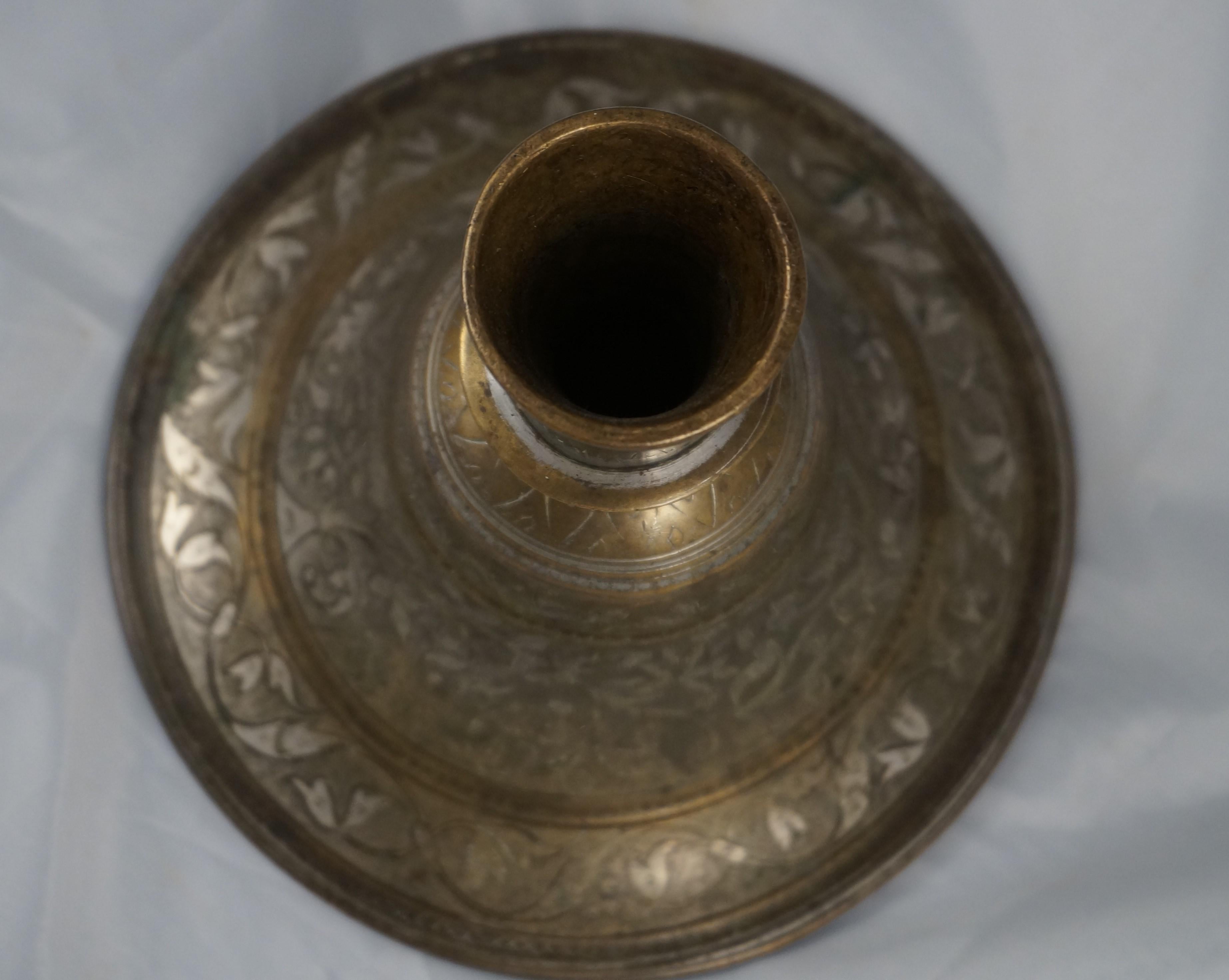 Antique Bidriware Bidri Silvered Bronze Hookah base, India 19th c. For Sale 3