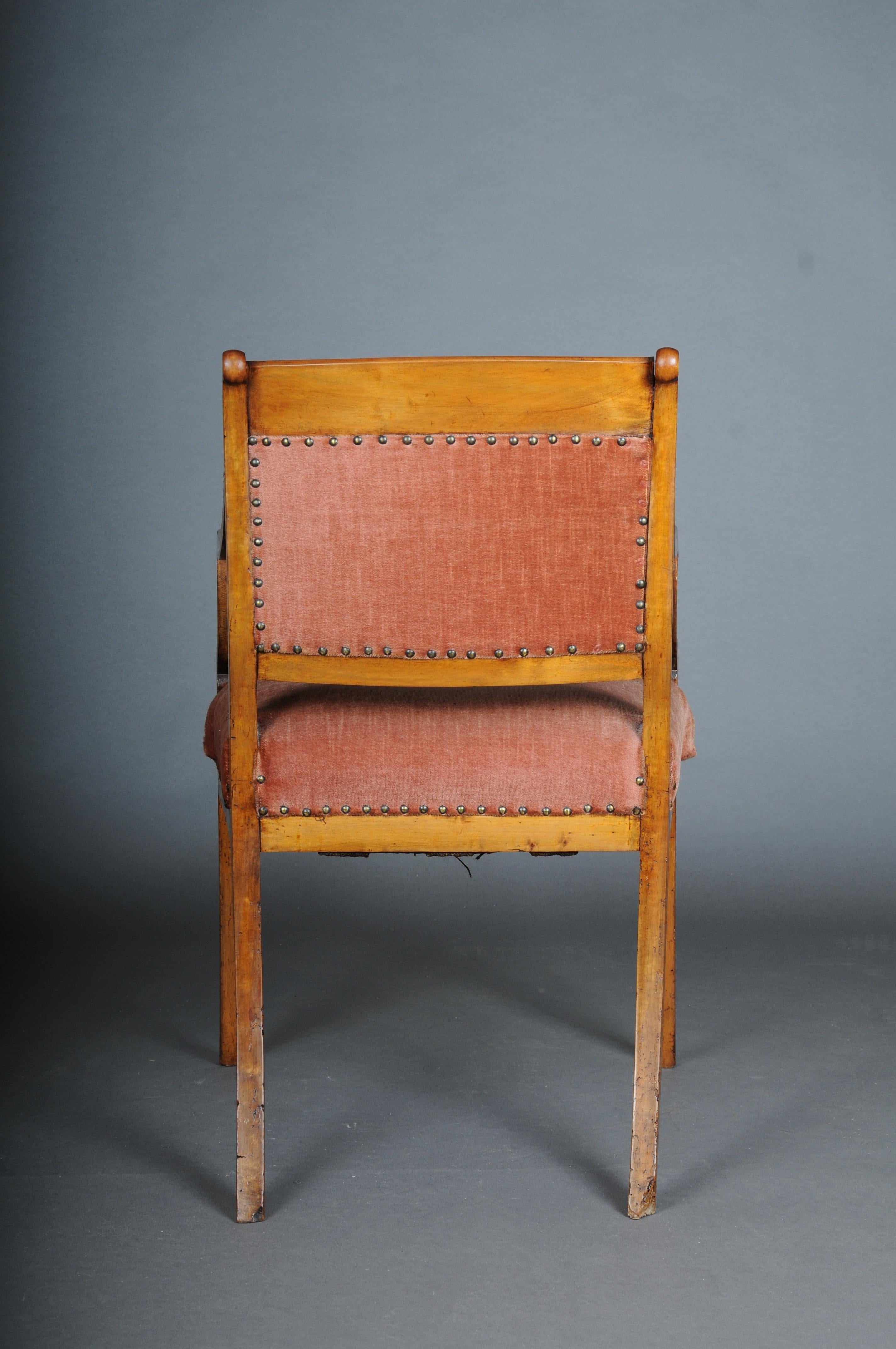 Antique Biedermeier armchair from around 1840, birch In Good Condition For Sale In Berlin, DE