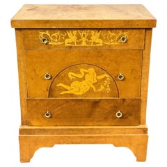 Ancienne commode Biedermeier en broussin marqueté