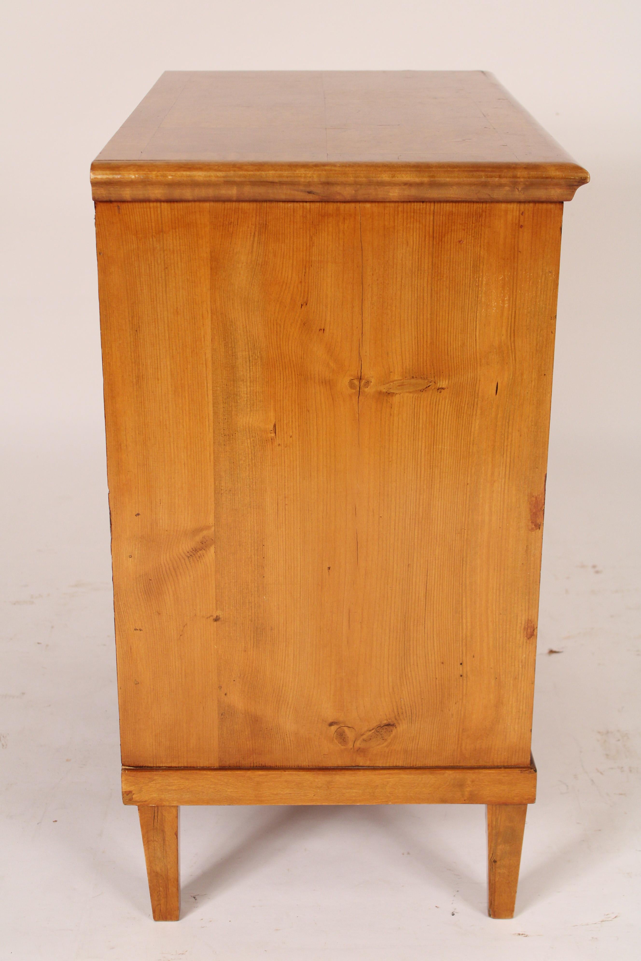 Antique Biedermeier Chest of Drawers In Good Condition In Laguna Beach, CA