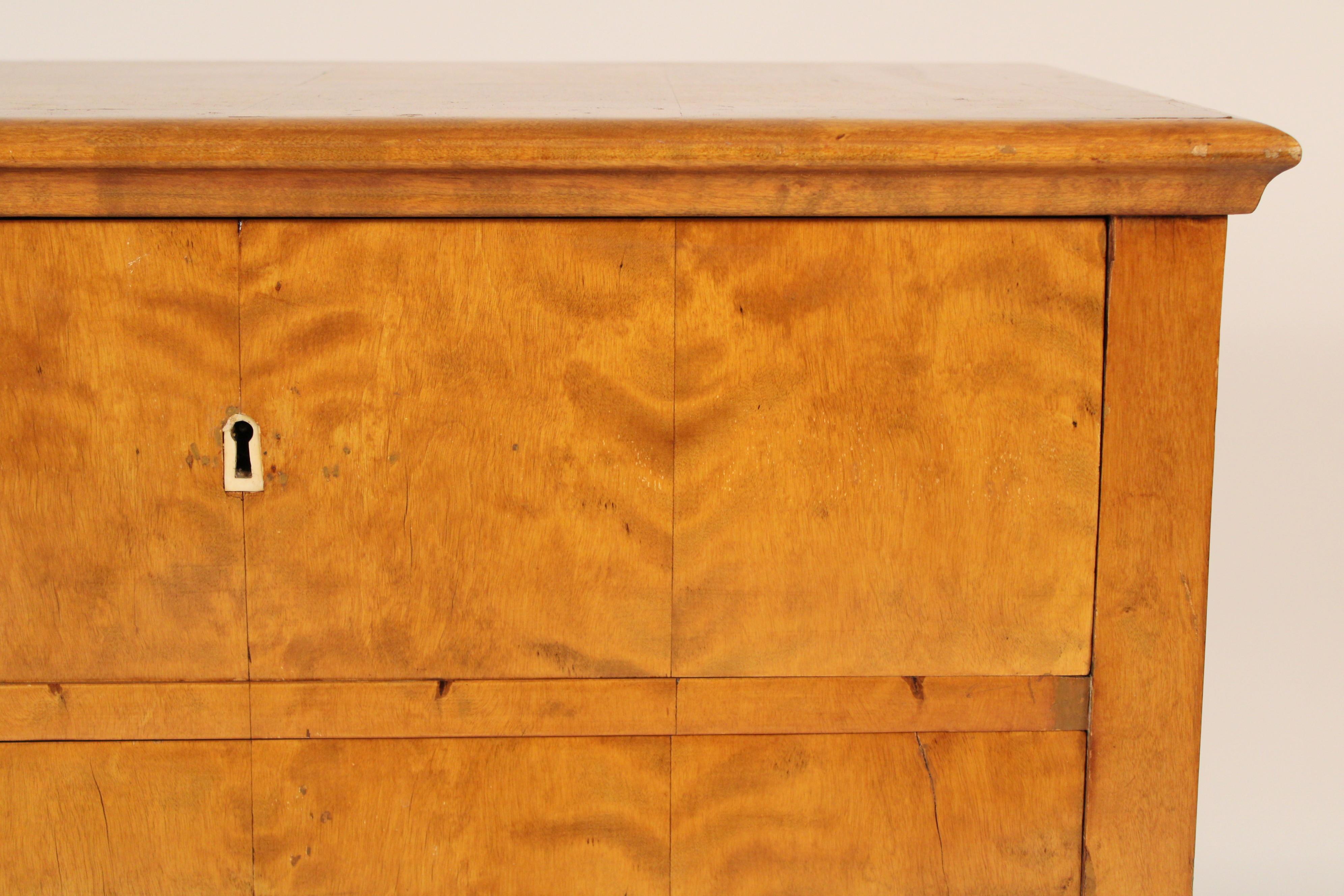 Antique Biedermeier Chest of Drawers 1