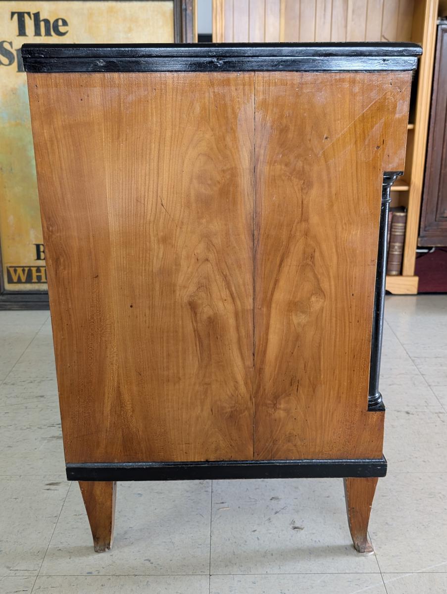 Antique Biedermeier Commode/Chest of Drawers, 35