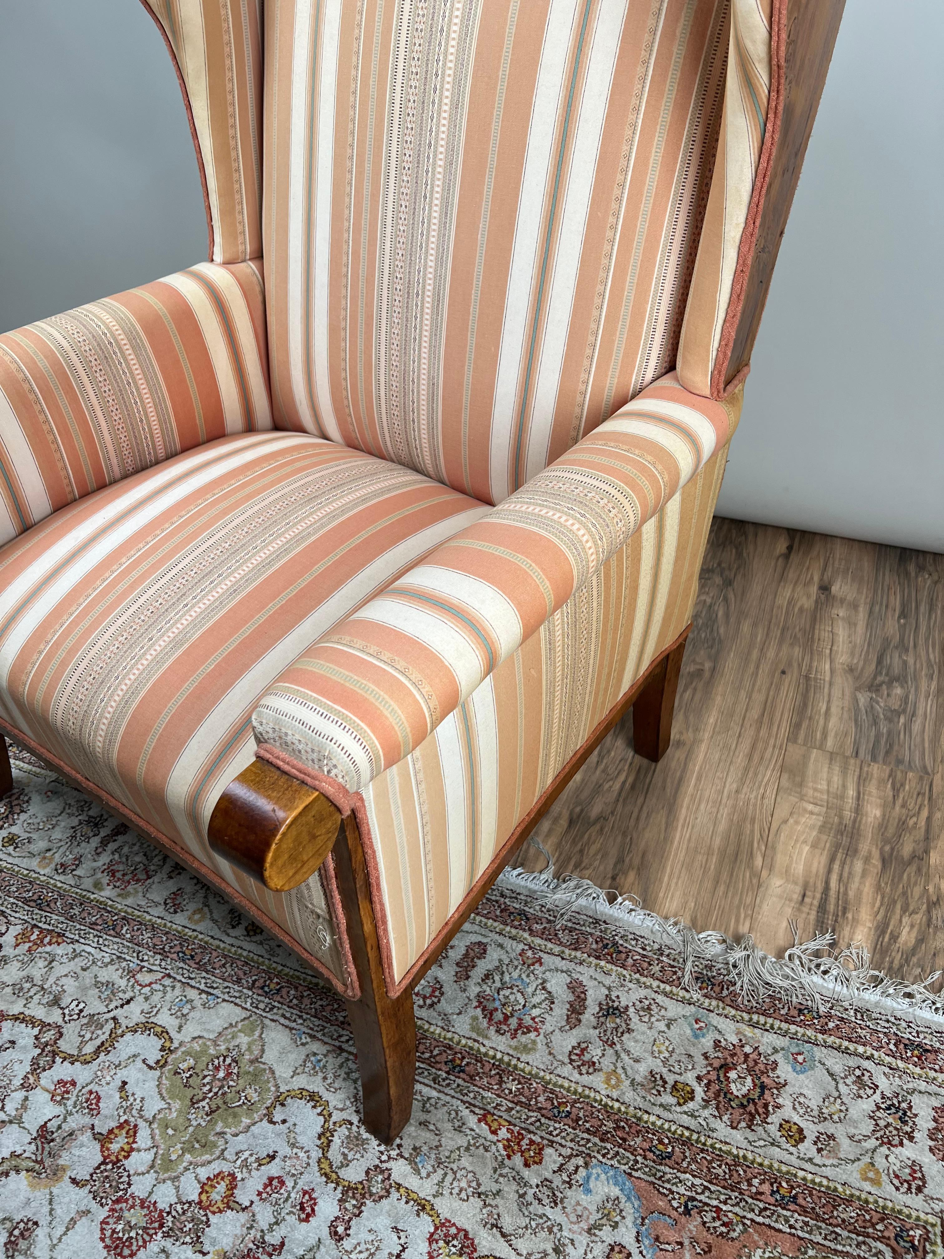 Silla antigua Biedermeier con respaldo de madera de frutal c. Mediados del siglo XIX Madera frutal en venta