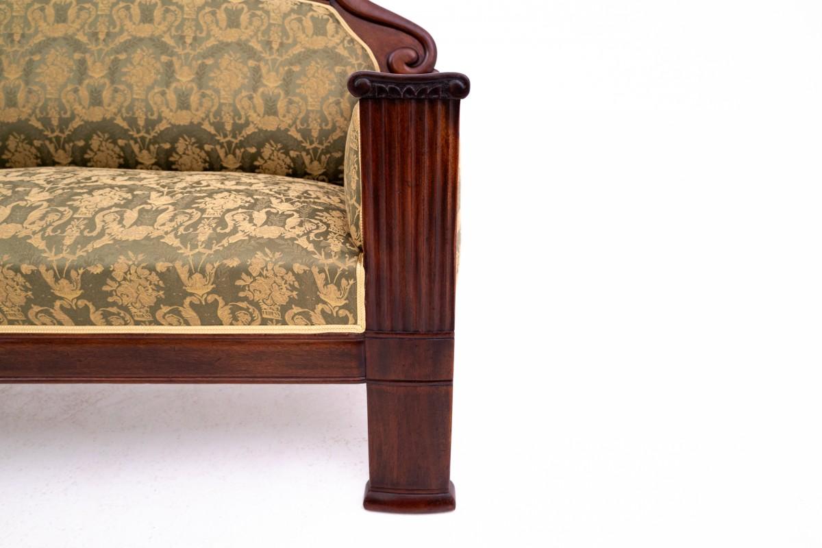 Antique Biedermeier living room set from around 1870. For Sale 6