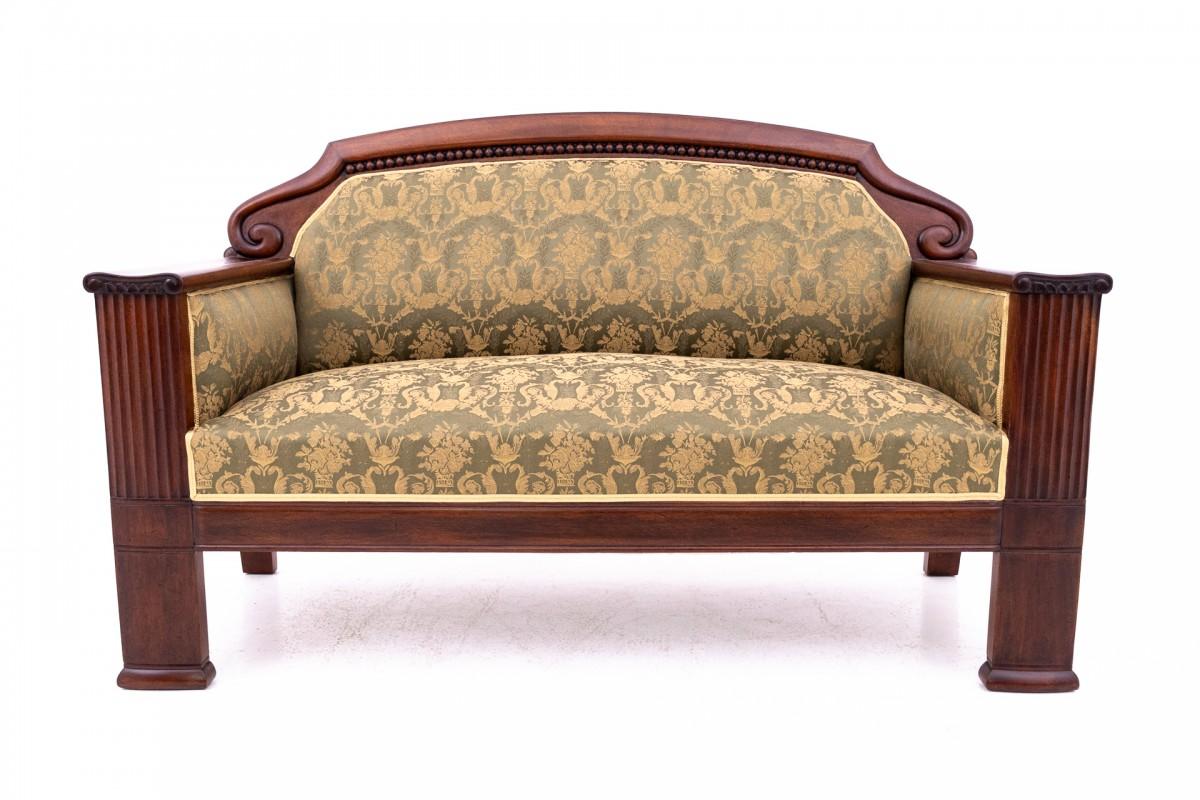 Antique Biedermeier living room set from around 1870. For Sale 3