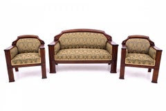 Antique Biedermeier living room set from around 1870.