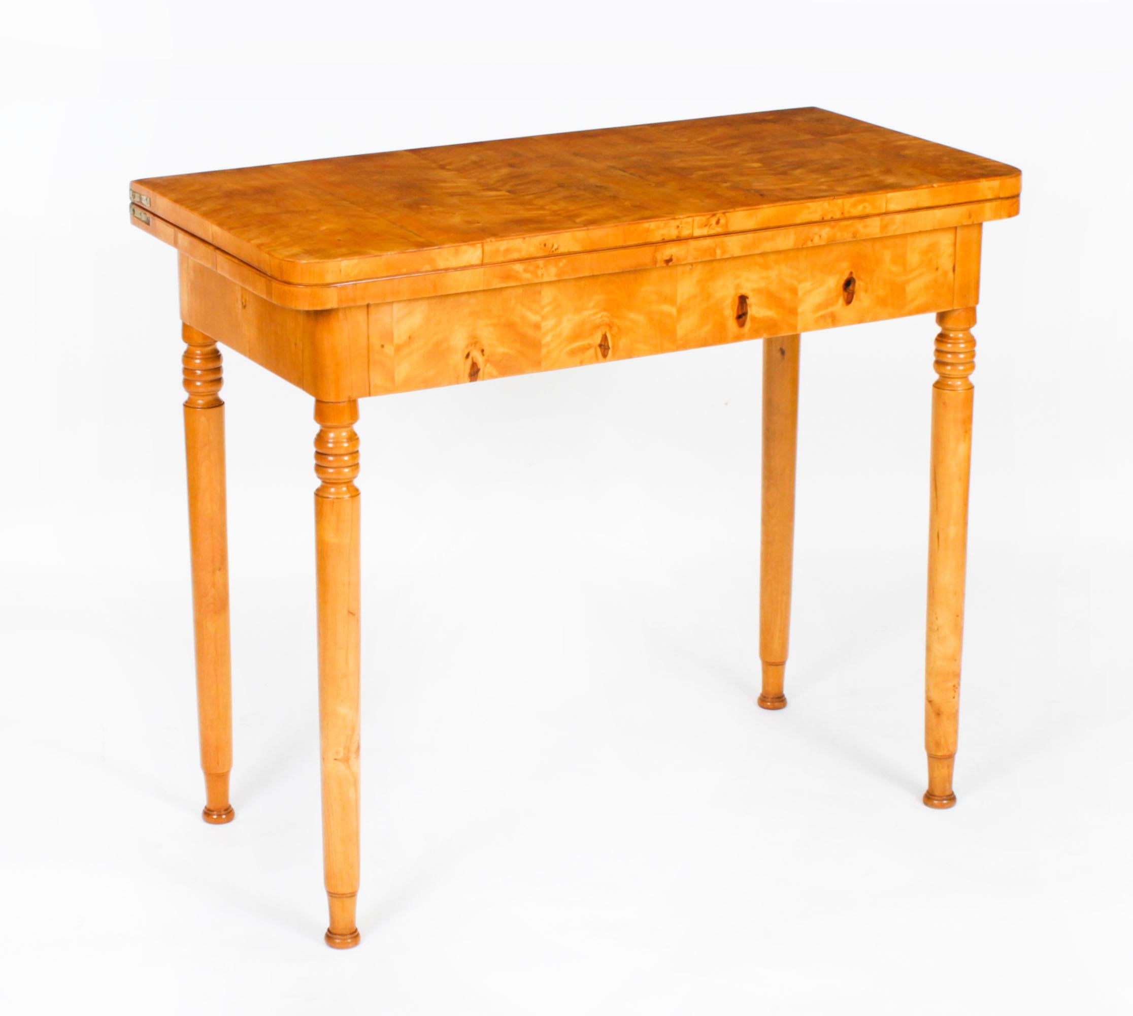 Ancienne console/table à cartes Biedermeier Maserbirch et miroir 19ème siècle en vente 5