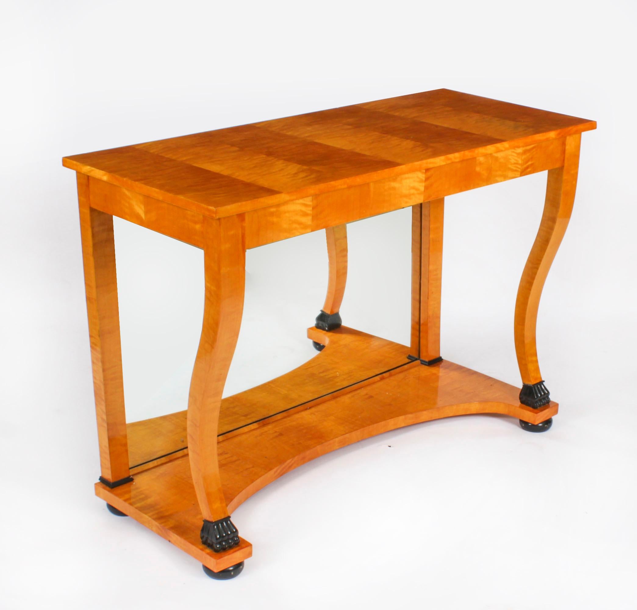 Ancienne table console Biedermeier Maserbirch du 19ème siècle en vente 4