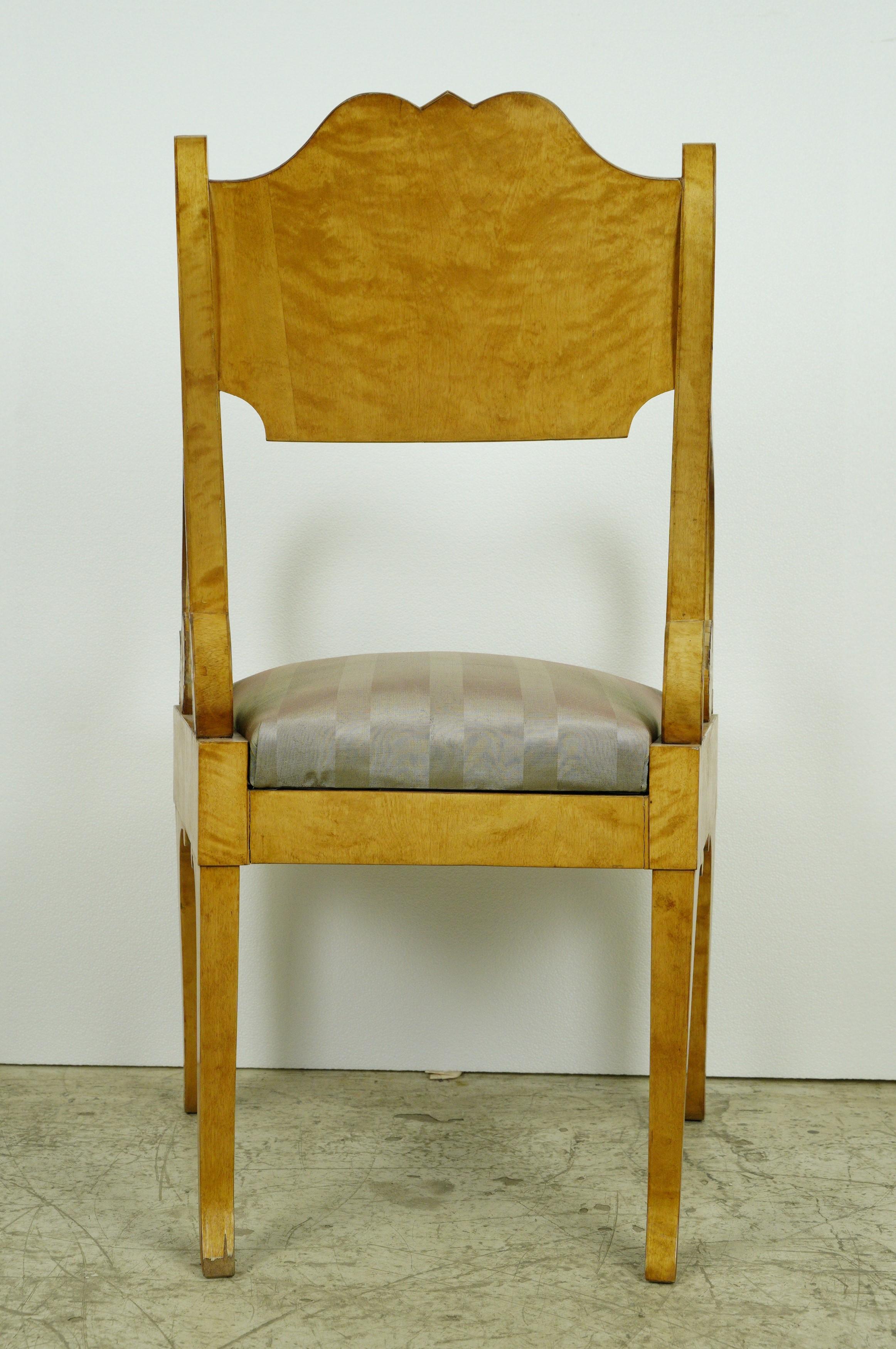 Antique Biedermeier Period Maple Chairs & Tea Table Set For Sale 5