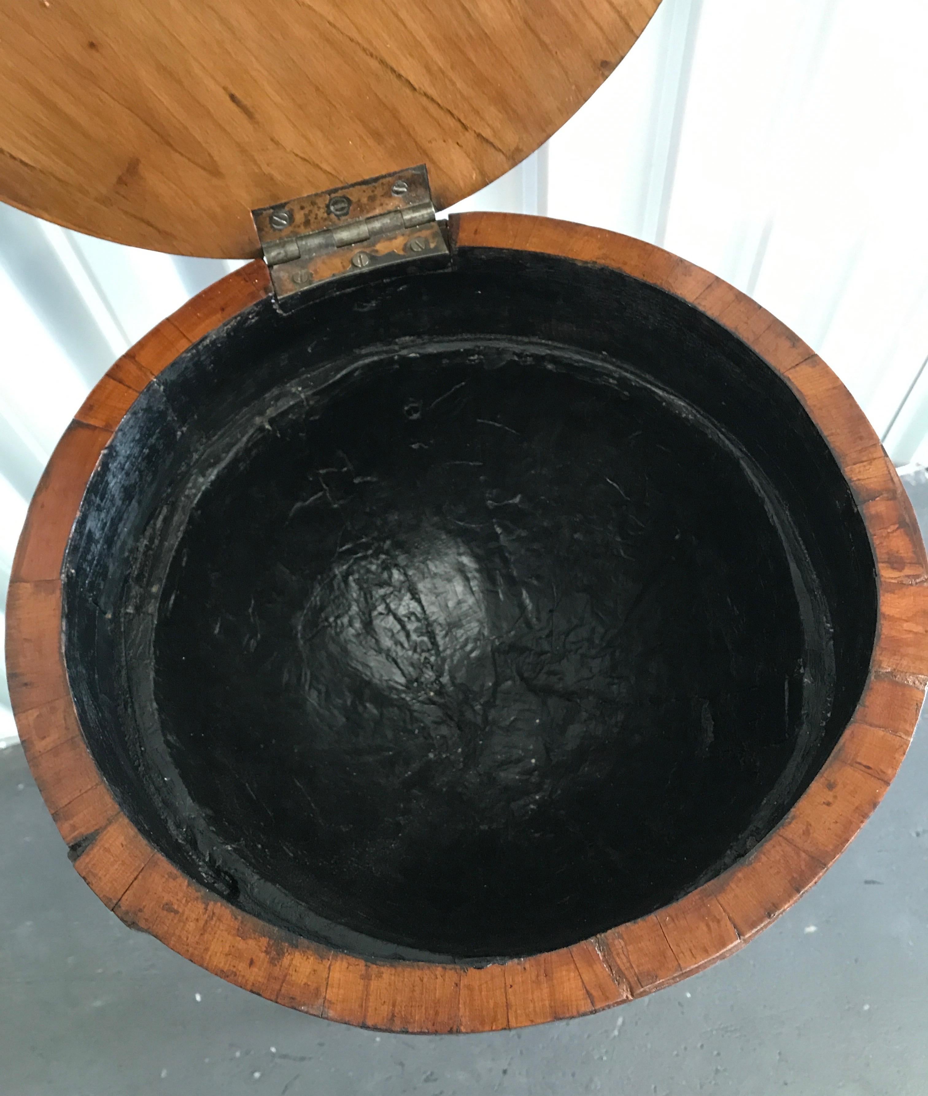 Antique Biedermeier Round Sewing Side Table In Good Condition In West Palm Beach, FL