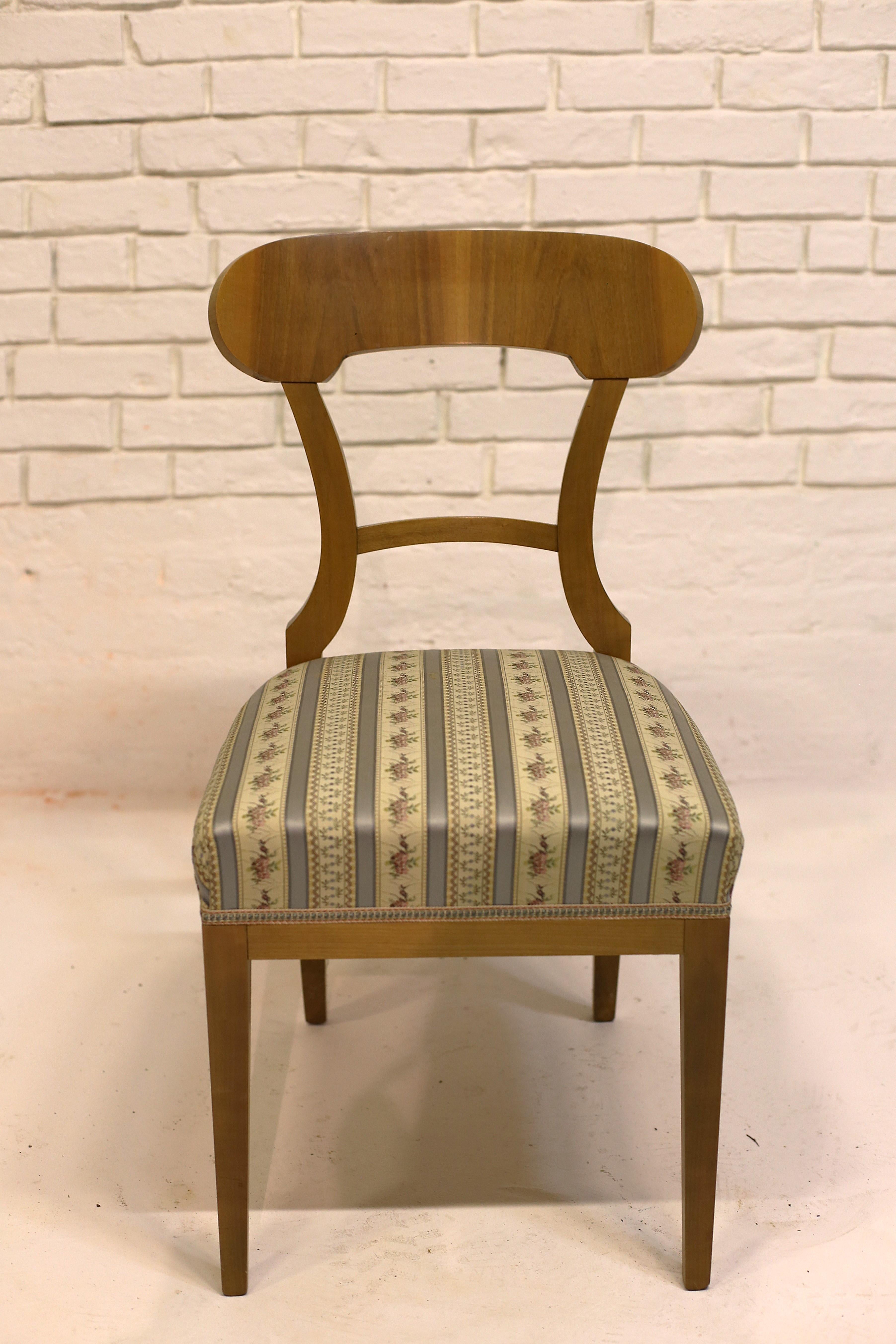Antiker Biedermeier Beistellstuhl 