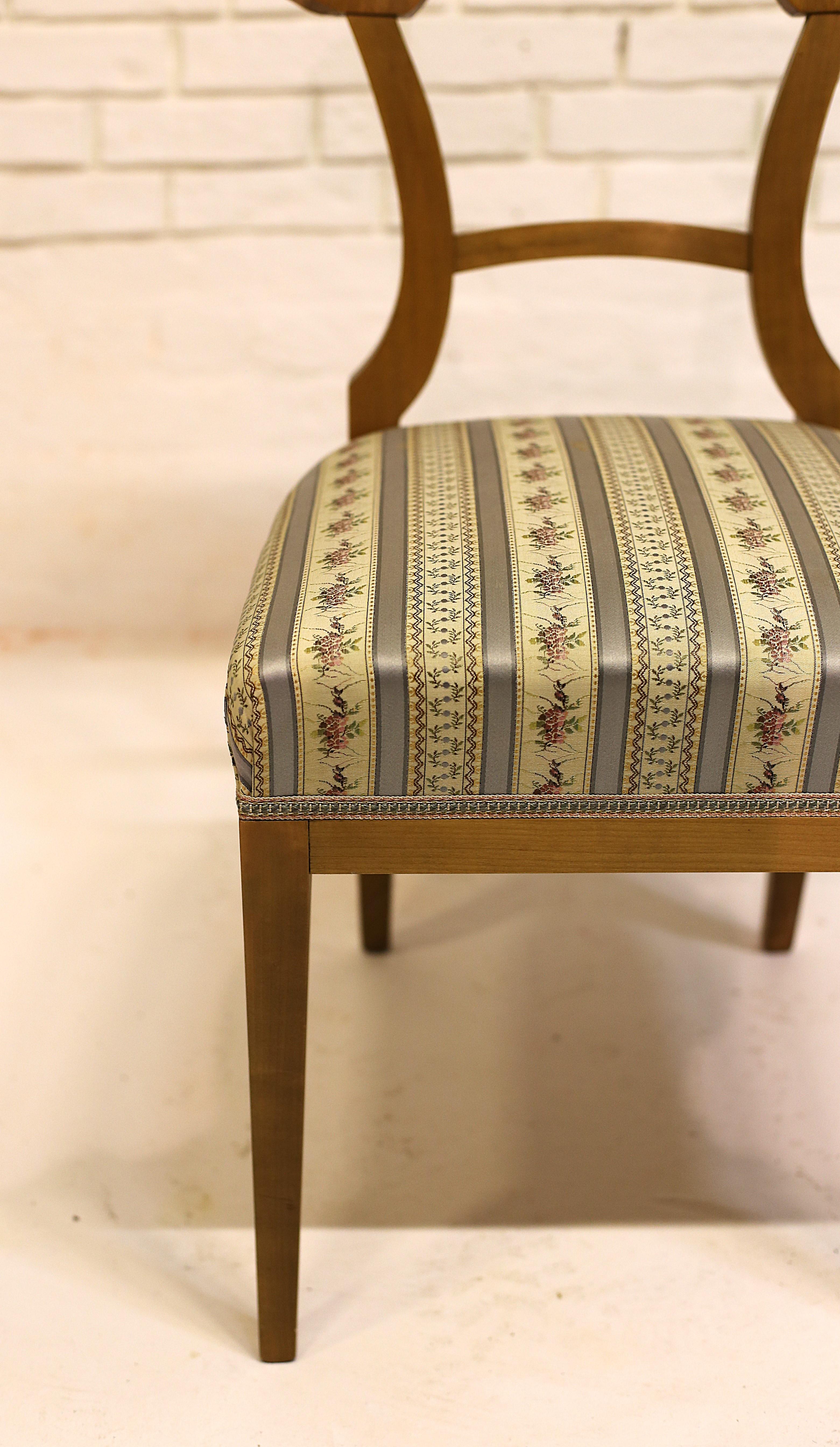 Antiker Biedermeier Beistellstuhl 