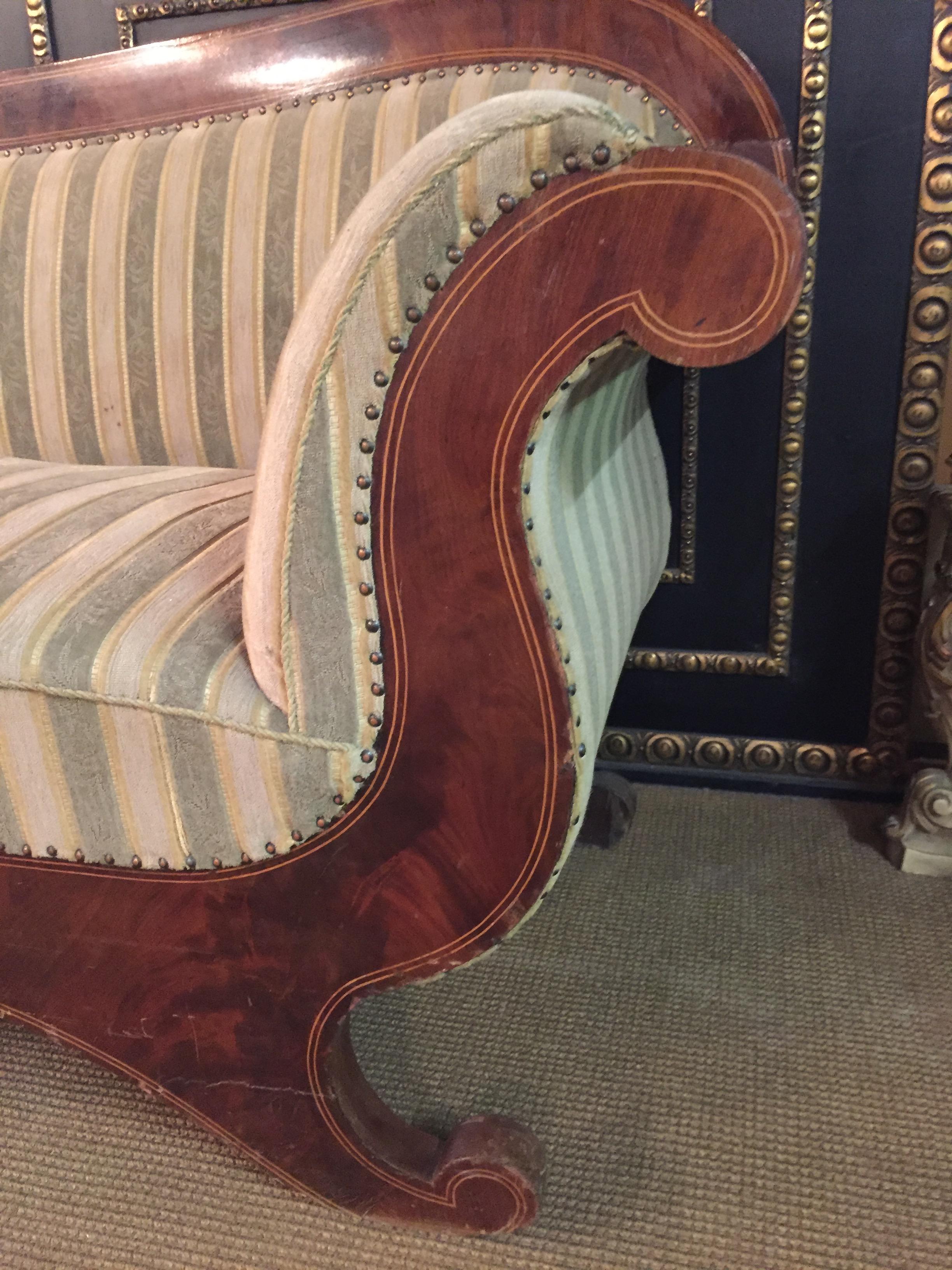 Veneer Antique Biedermeier Sofa Couch circa 1825 Mahogany