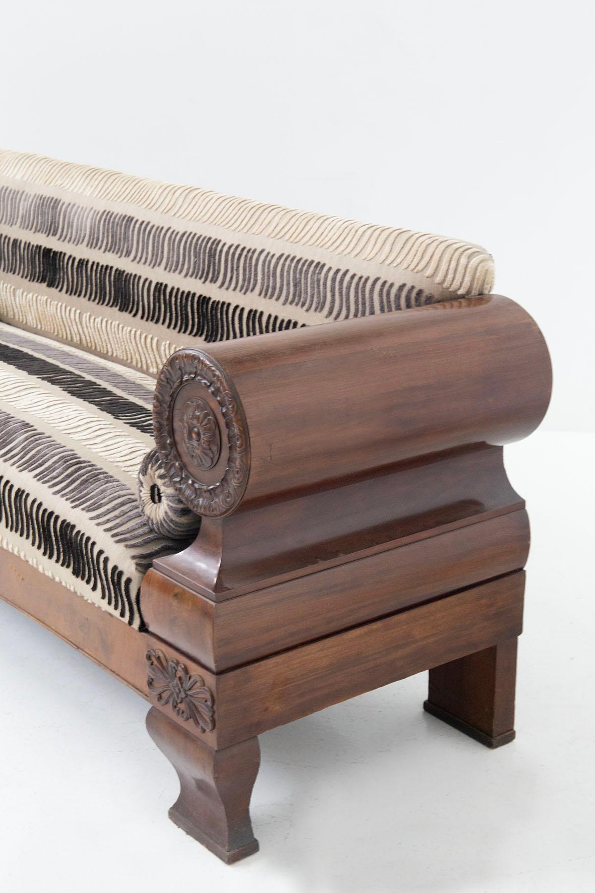 Antique Biedermeier Sofa Made of Velvet Fabric and Carved Wood For Sale 3