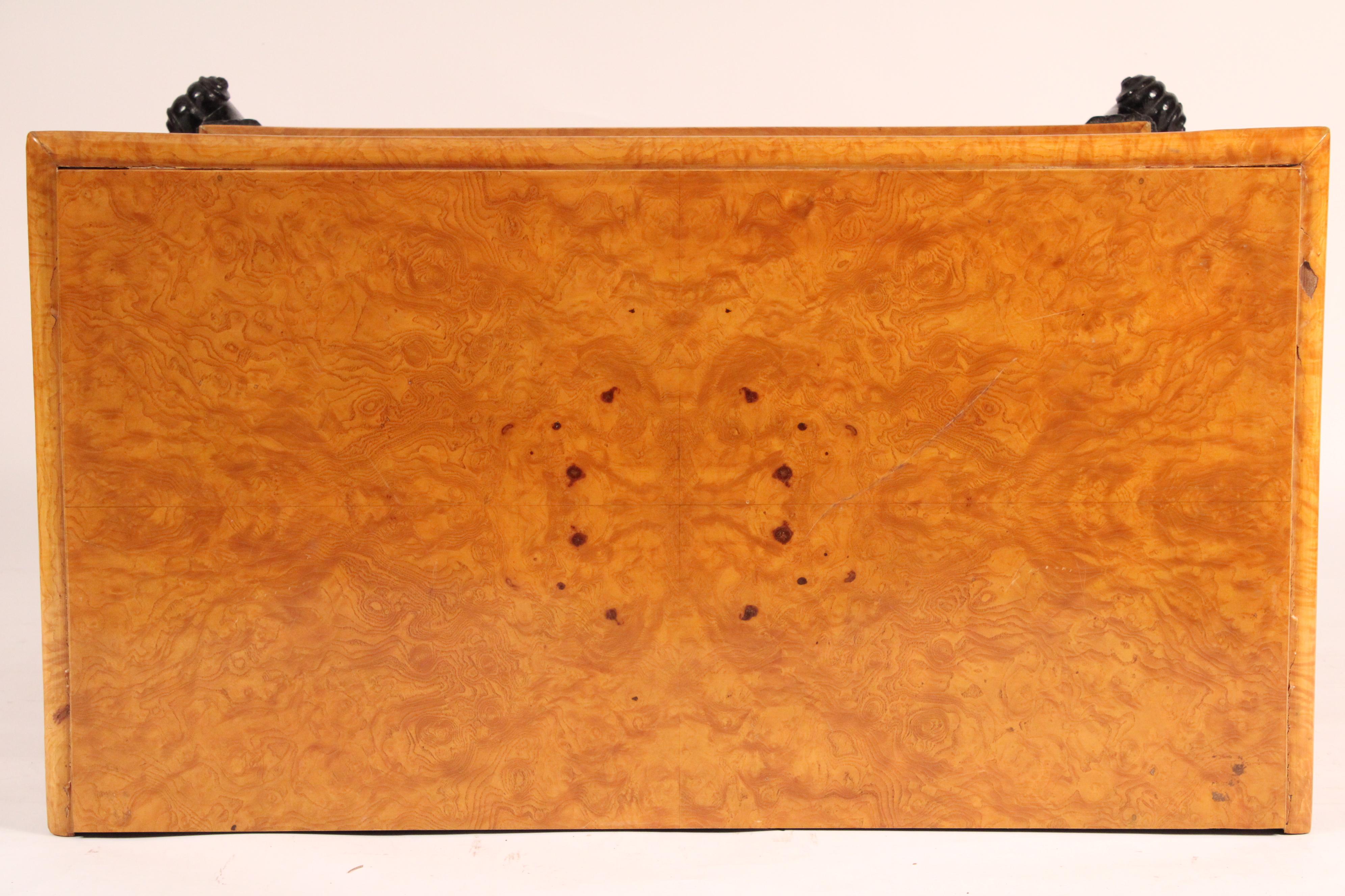 Betulla Antico cassettone in betulla in stile Biedermeier in vendita