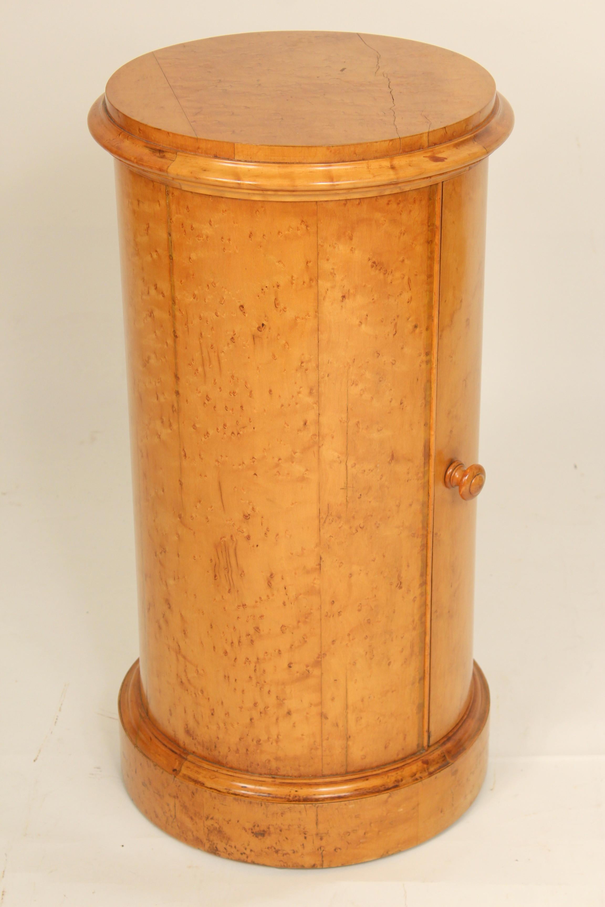 cylinder step commode