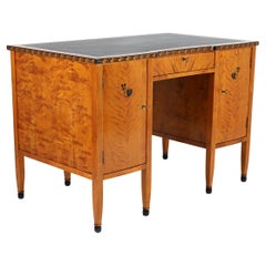 Escritorio antiguo estilo Biedermeier