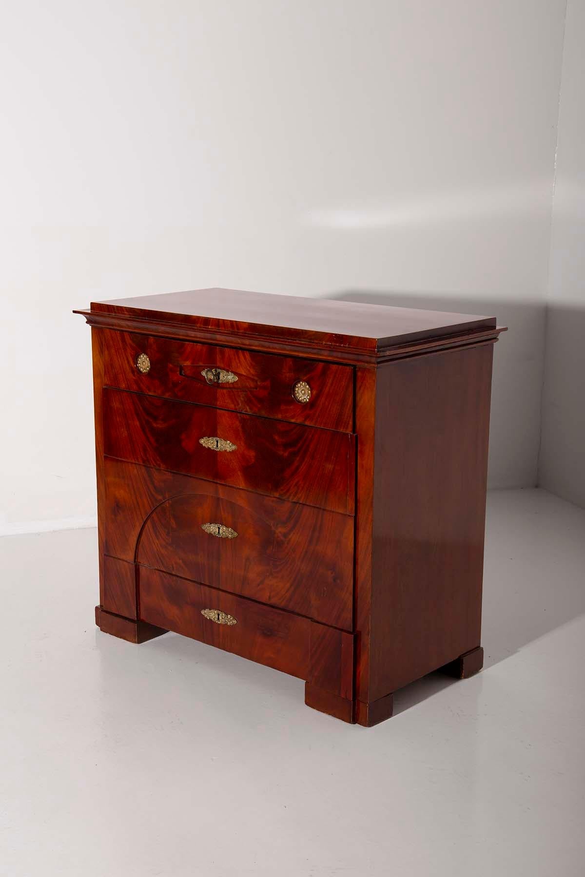 Antique Biedermeier-Style Drop-Front Mahogany Secretary Chest In Good Condition For Sale In Milano, IT