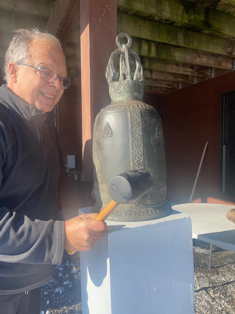 For your garden setting or indoors, this huge 26.5 inch antique bronze bell complete with complimentary striker

Beautiful deep resonating ring tones await the new owner of this big one-of-a-kind antique work of art.

This superb antique hand cast