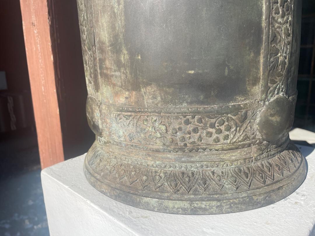 Antique Big Bronze Bell with Big Resonating Sound 2